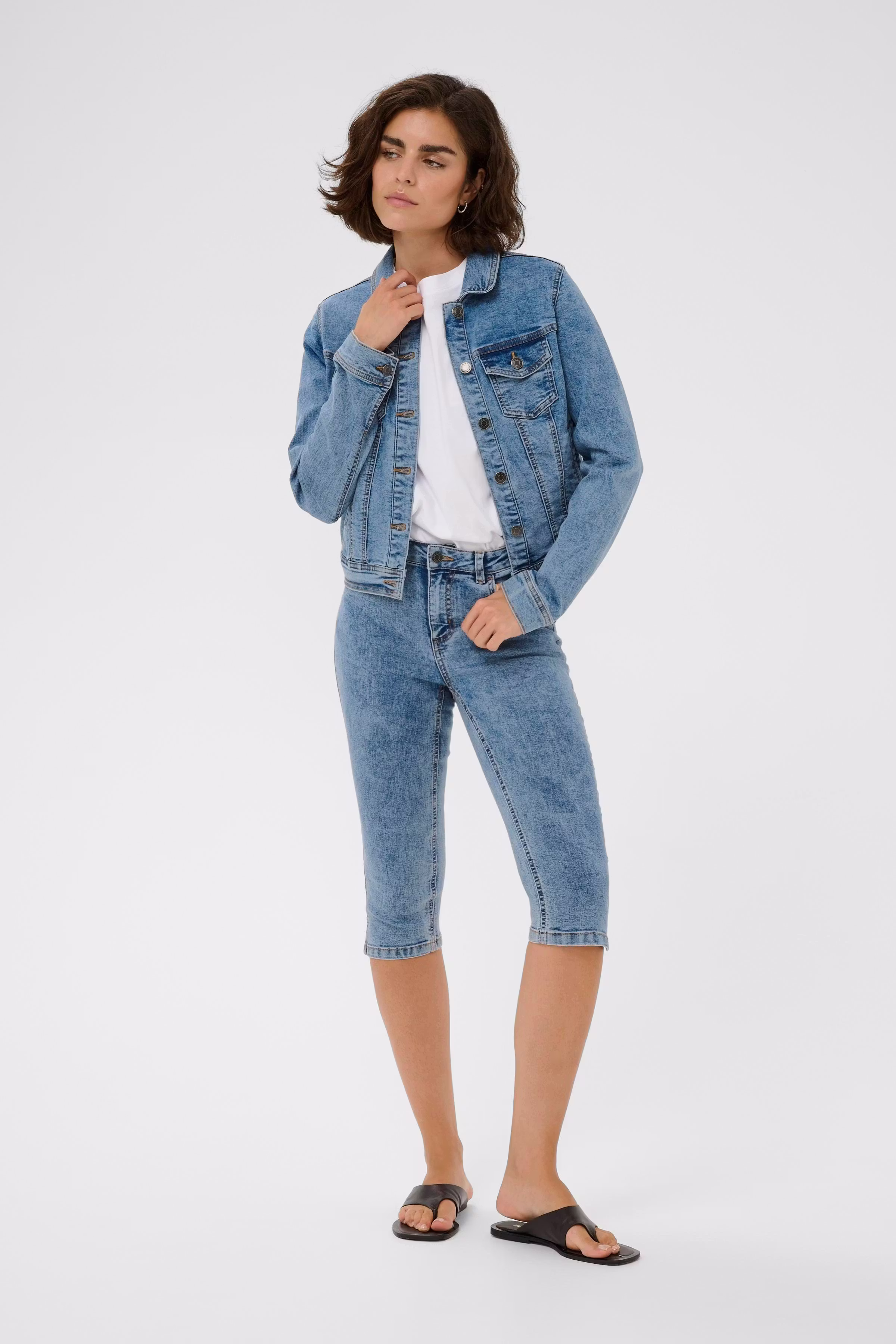 KAvilma Capri bukser LOOKBOOK FRONT 10511488-103166