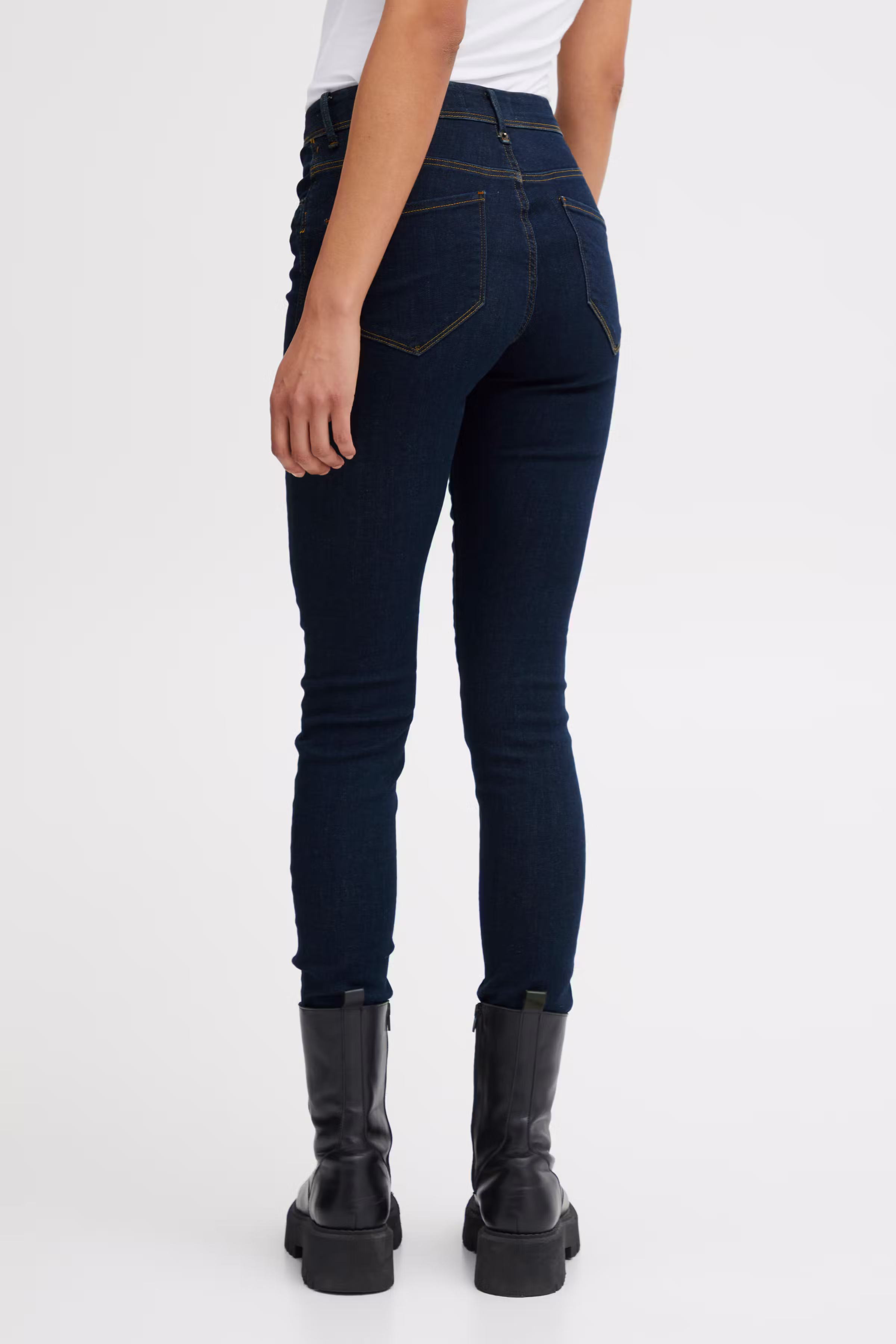IHERIN Jeans LOOKBOOK BACK 102036-19038