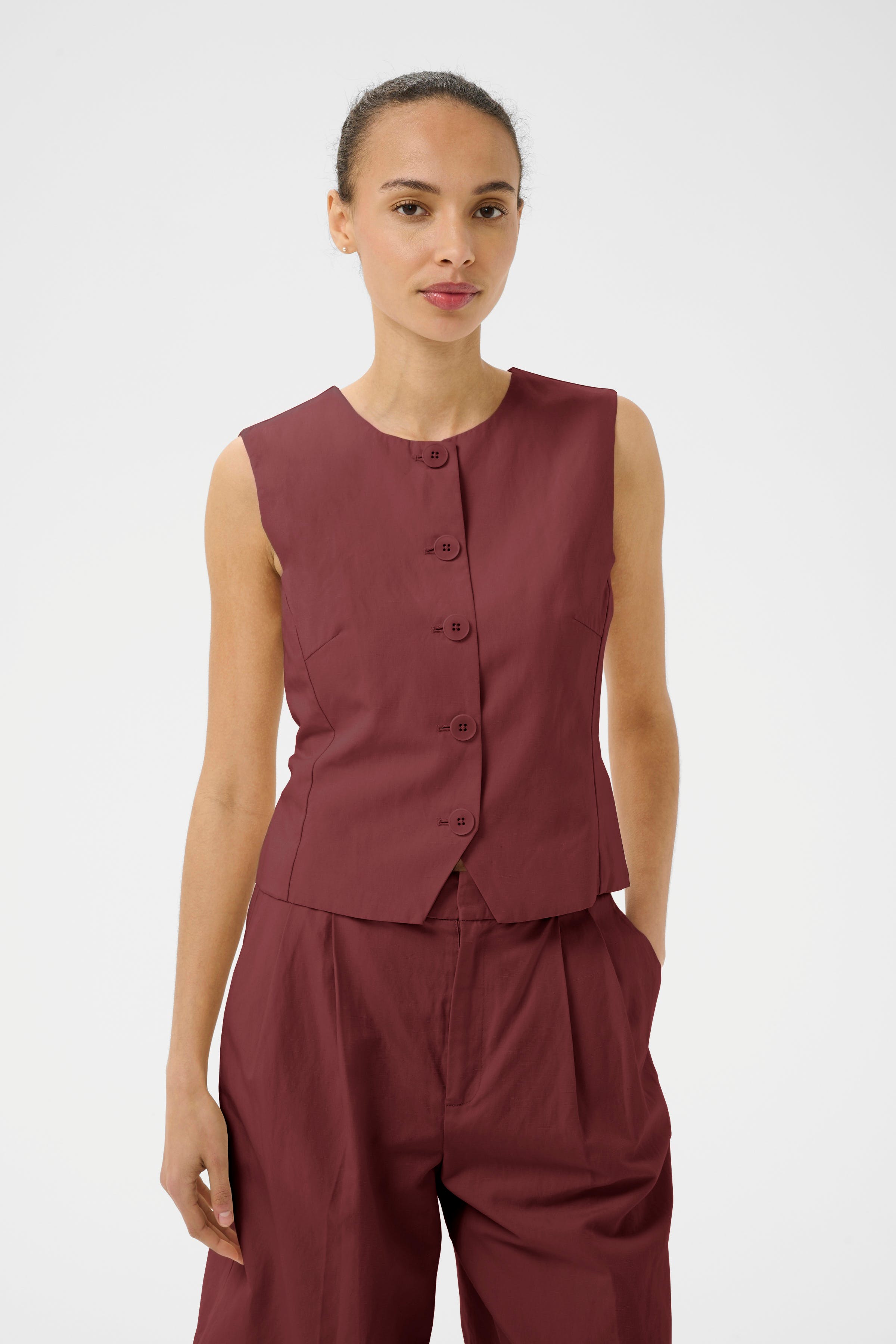 BenittaPW Vest LOOKBOOK FRONT 30310511-191530