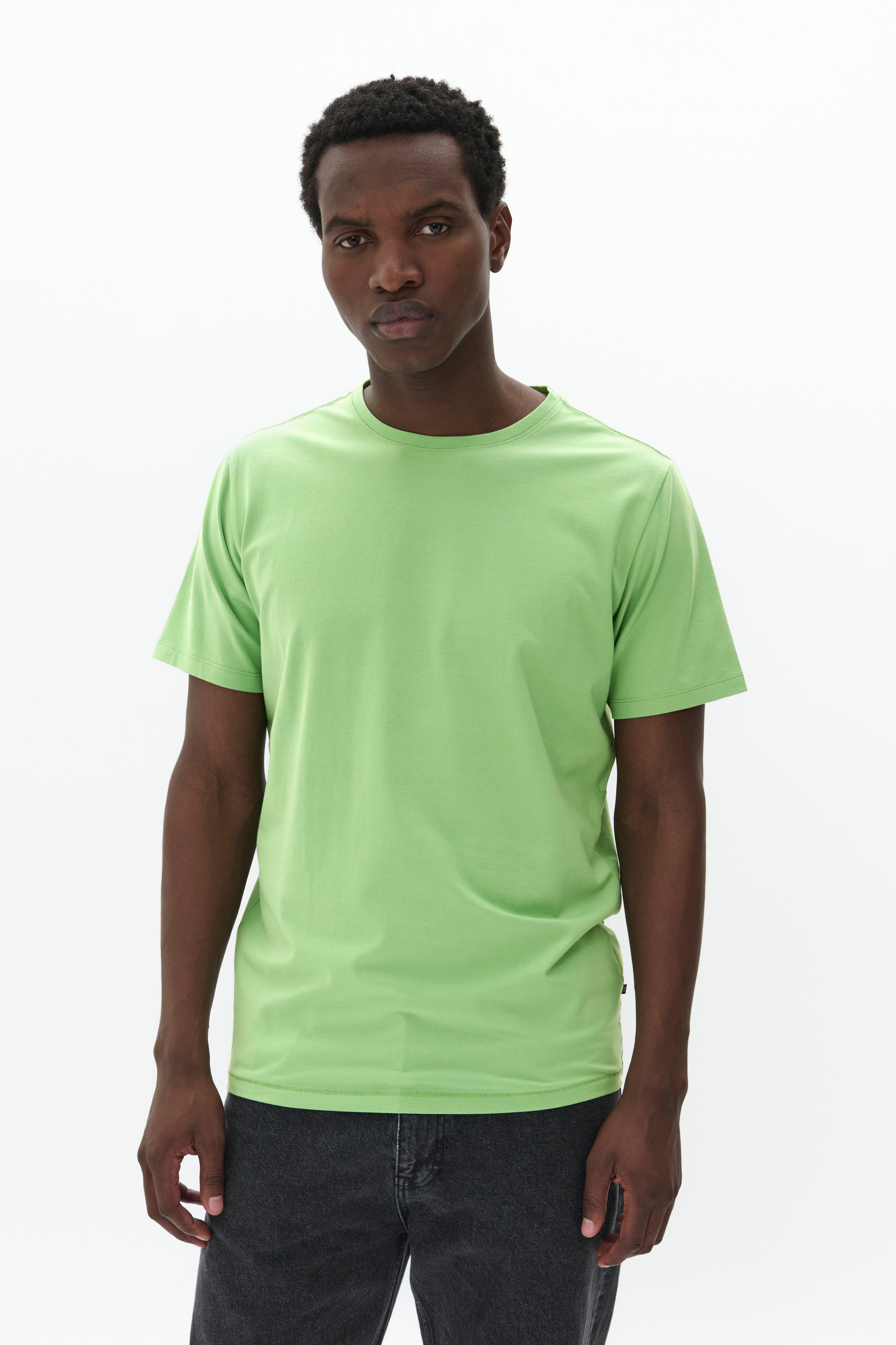 Jermalink T-shirt LOOKBOOK FRONT 30200604-166324