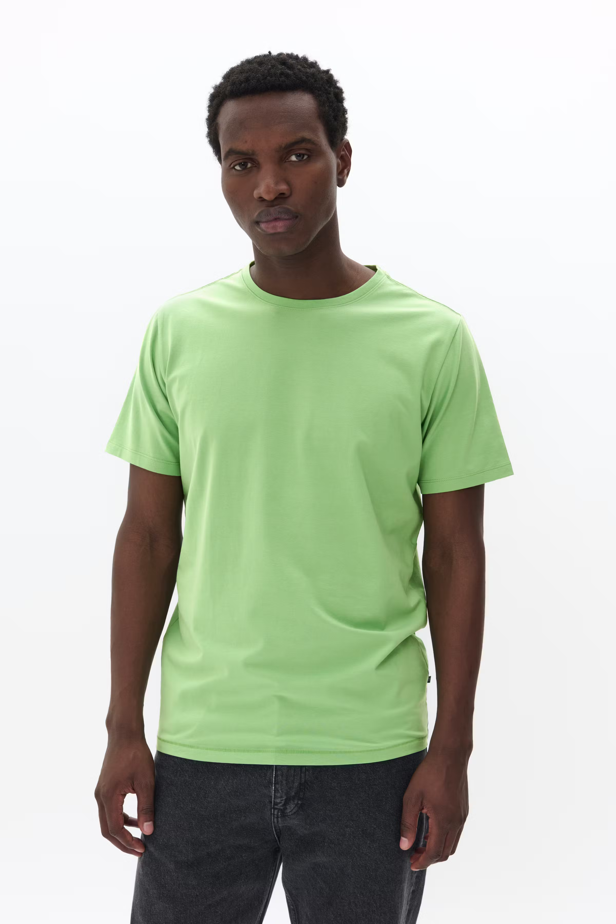 Jermalink T-shirt LOOKBOOK FRONT 30200604-166324