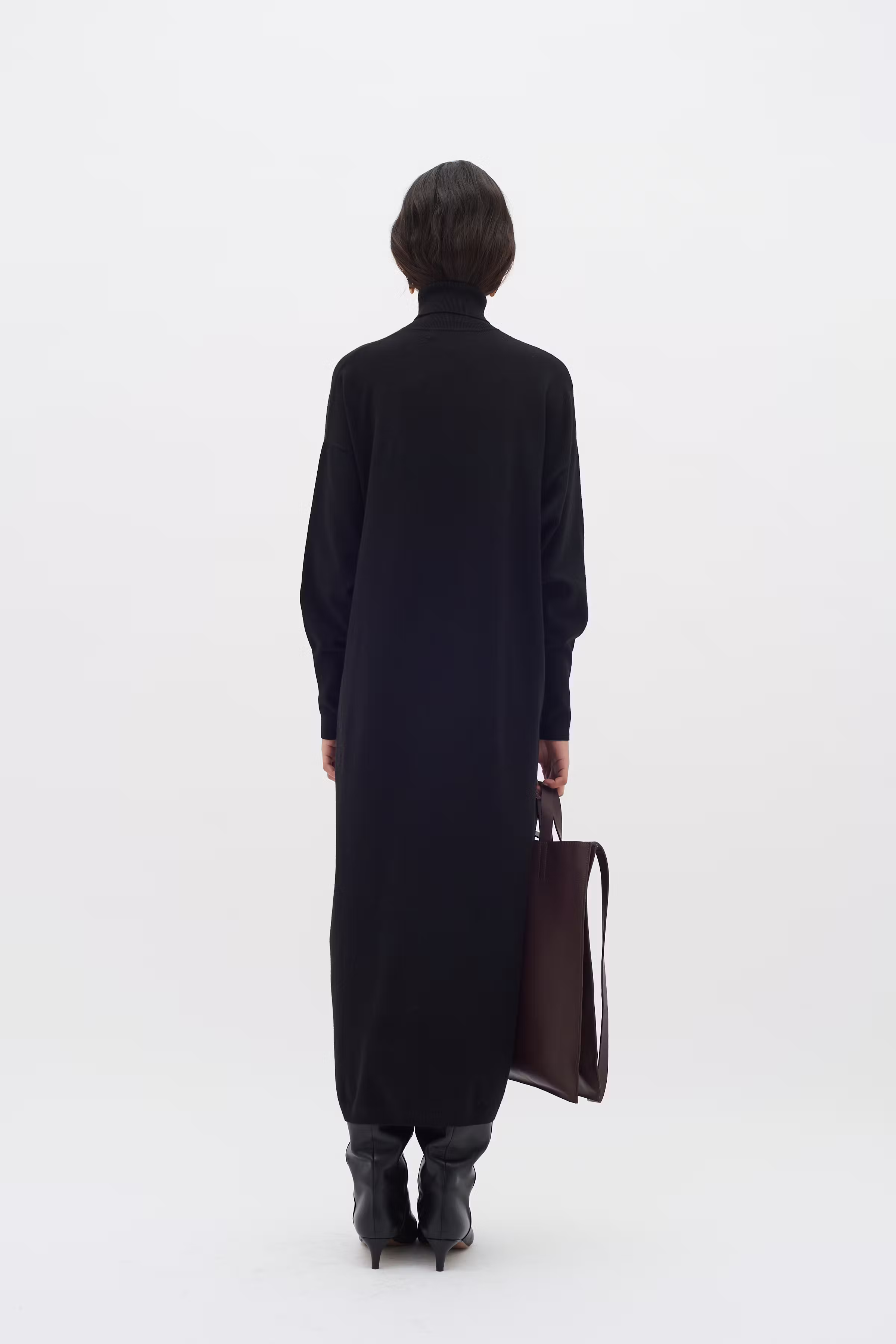 KellsieIW Kleid LOOKBOOK BACK 30109747-194008