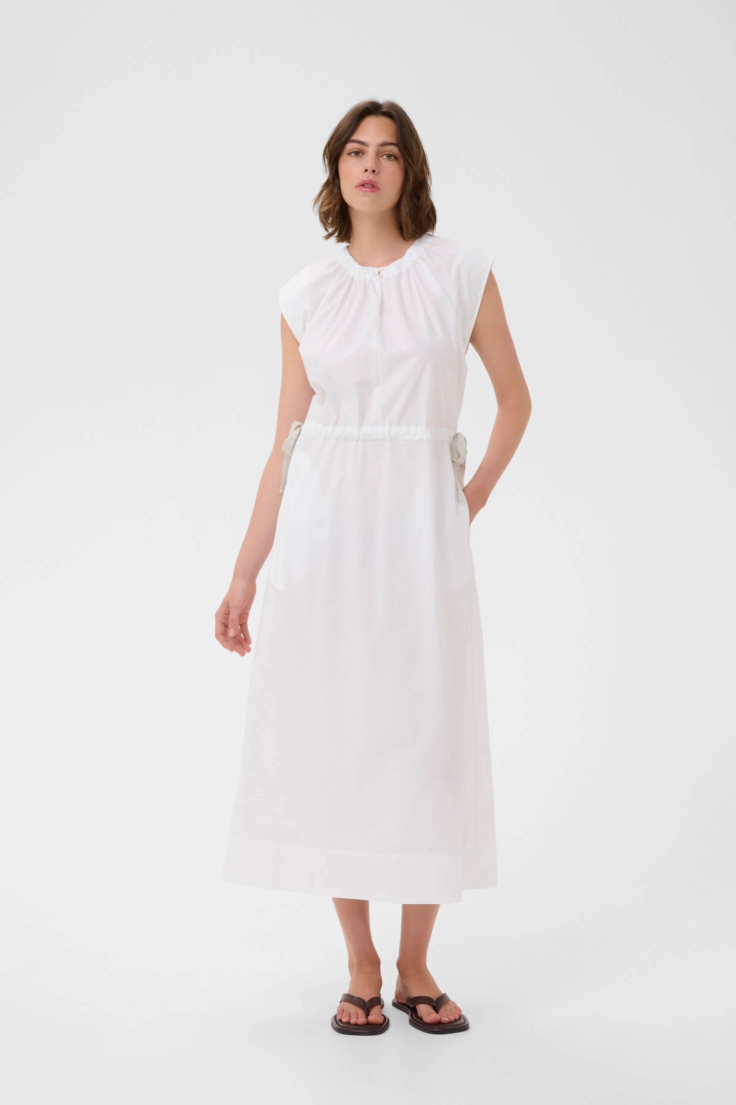 ELLINIW Jurk LOOKBOOK FRONT 30112531-300001