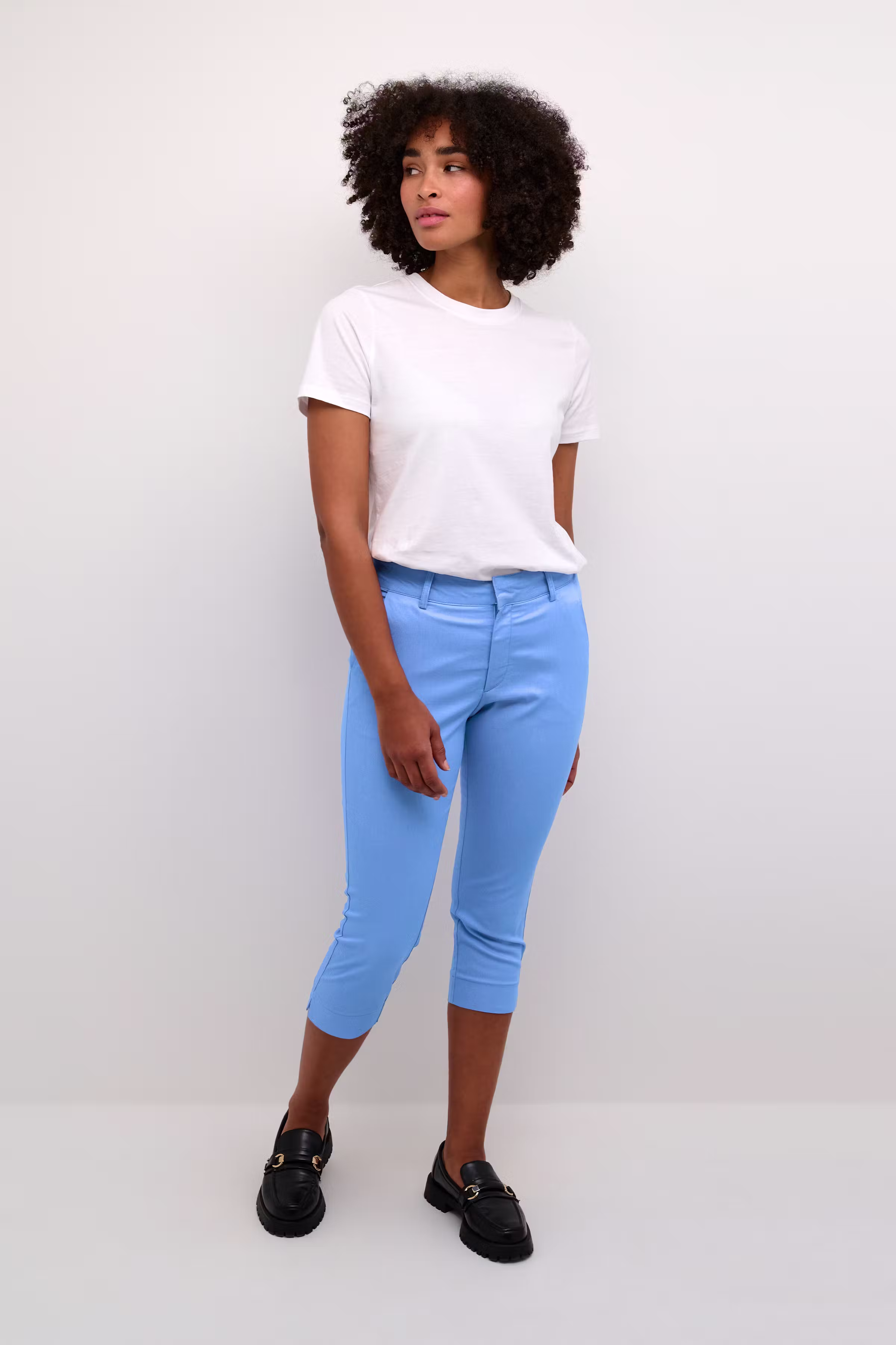 KAlea Bukser LOOKBOOK FRONT 10506815-174037