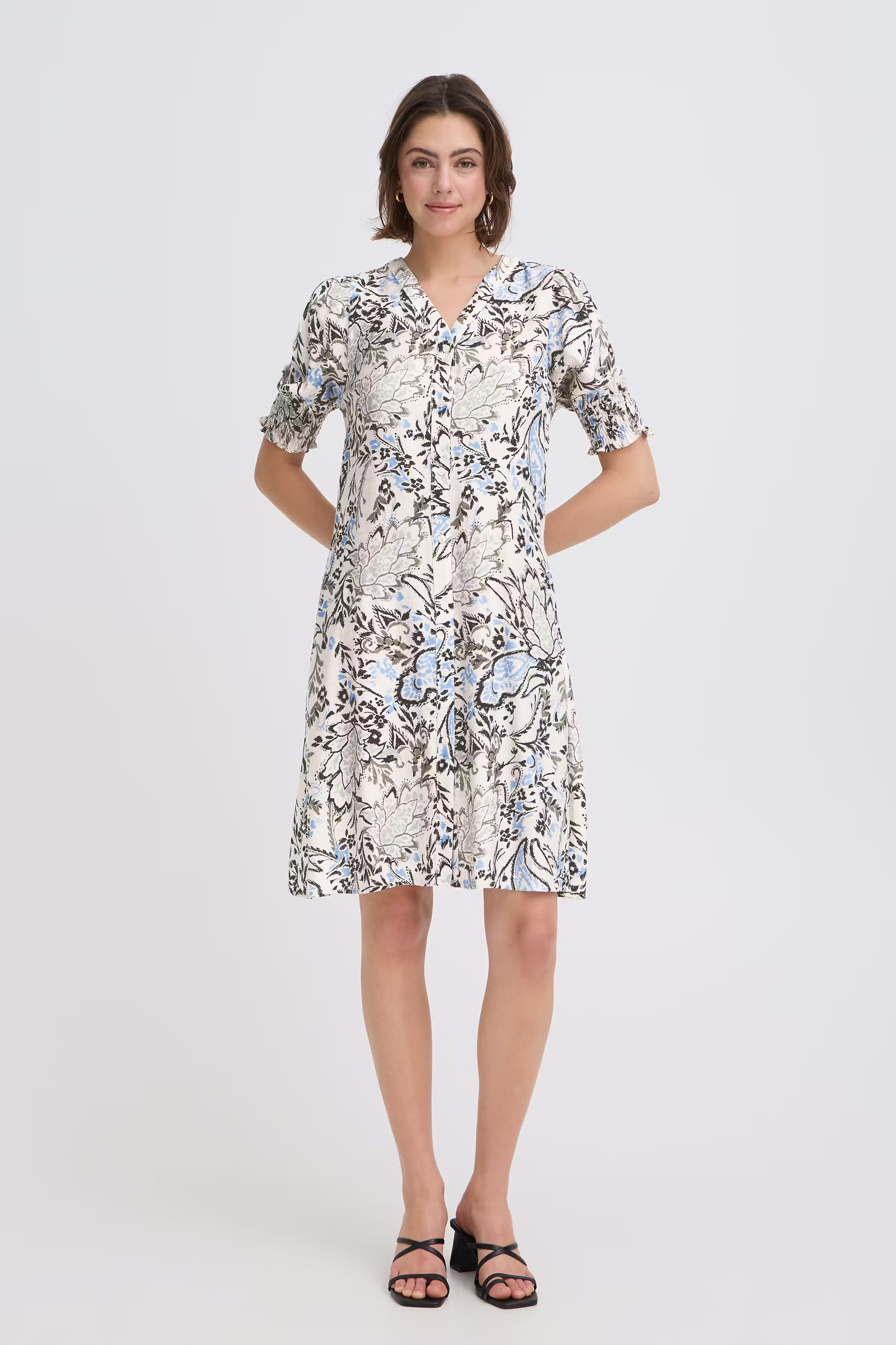 FRARIANA Kjole LOOKBOOK FRONT 20617530-900006113