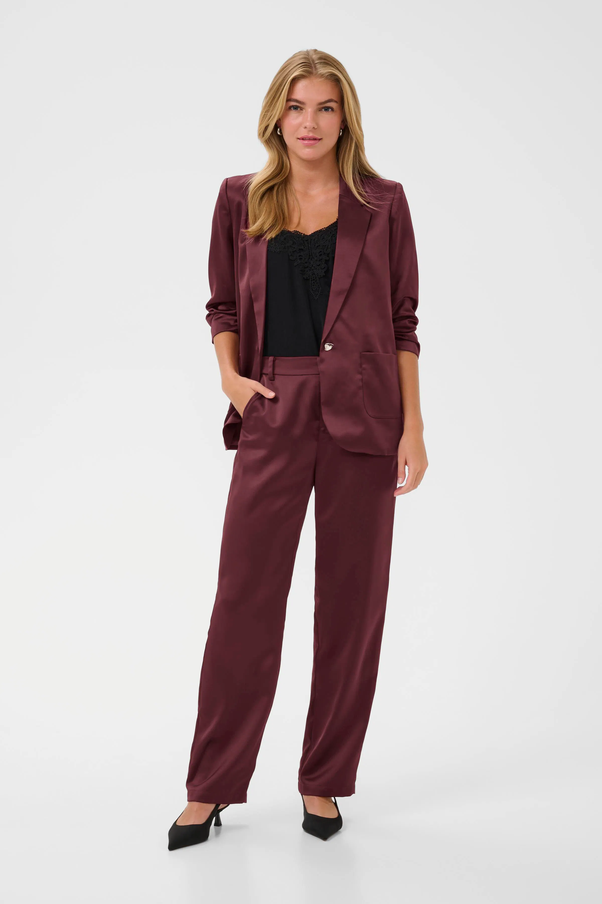 CRCocamia Blazer LOOKBOOK FRONT 10614365-191522