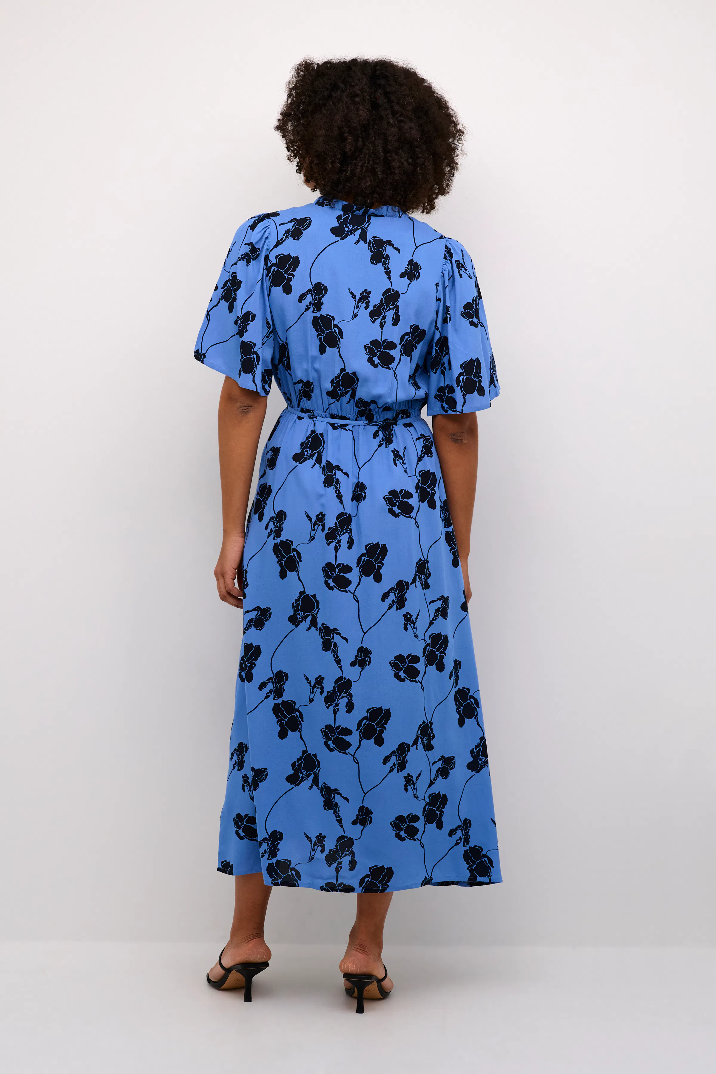 KAarina Kjole LOOKBOOK BACK 10552340-106843