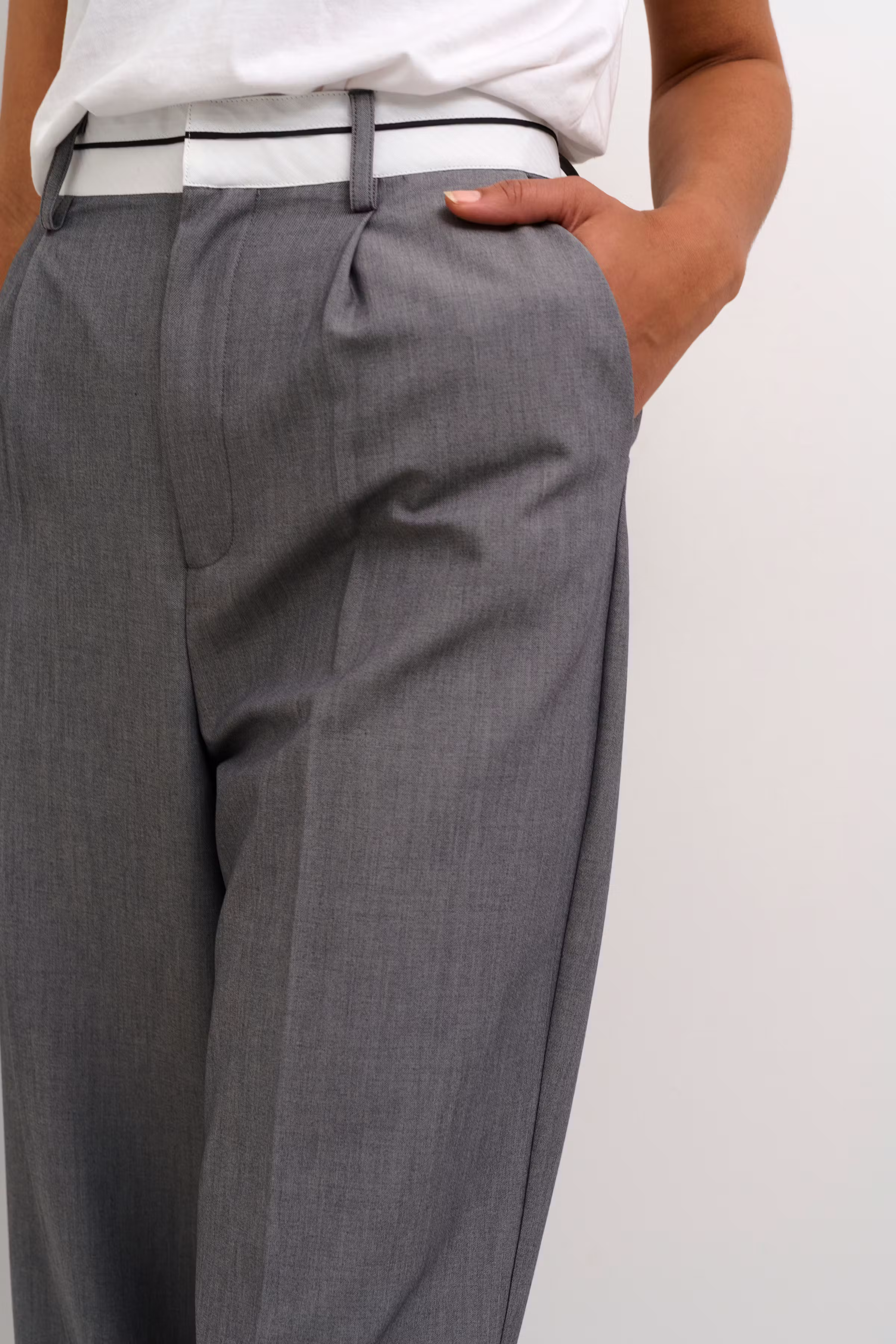 KArey Bukser LOOKBOOK DETAIL 10509191-100123