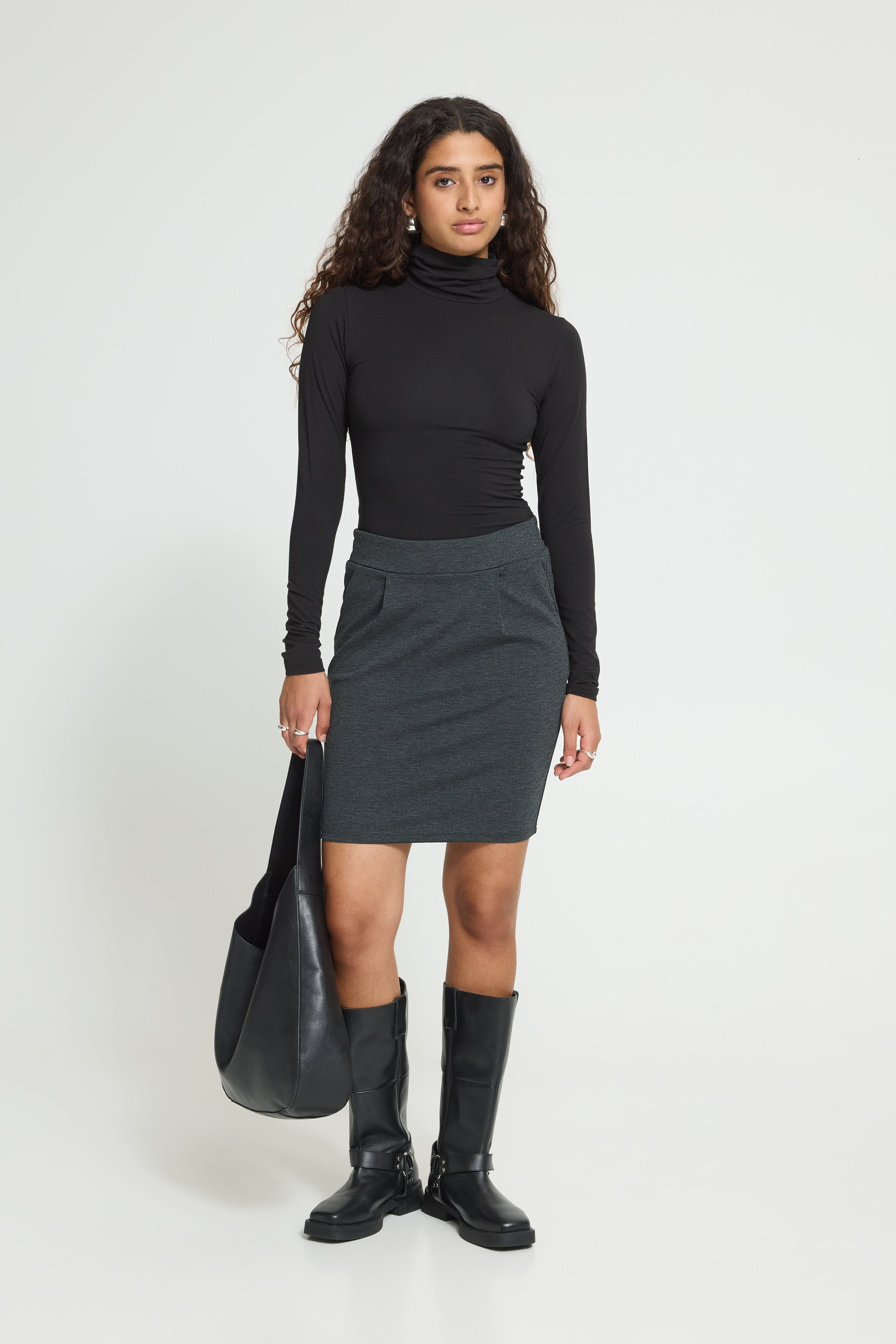 IHKATE Skjørt LOOKBOOK FRONT 20105037-10021
