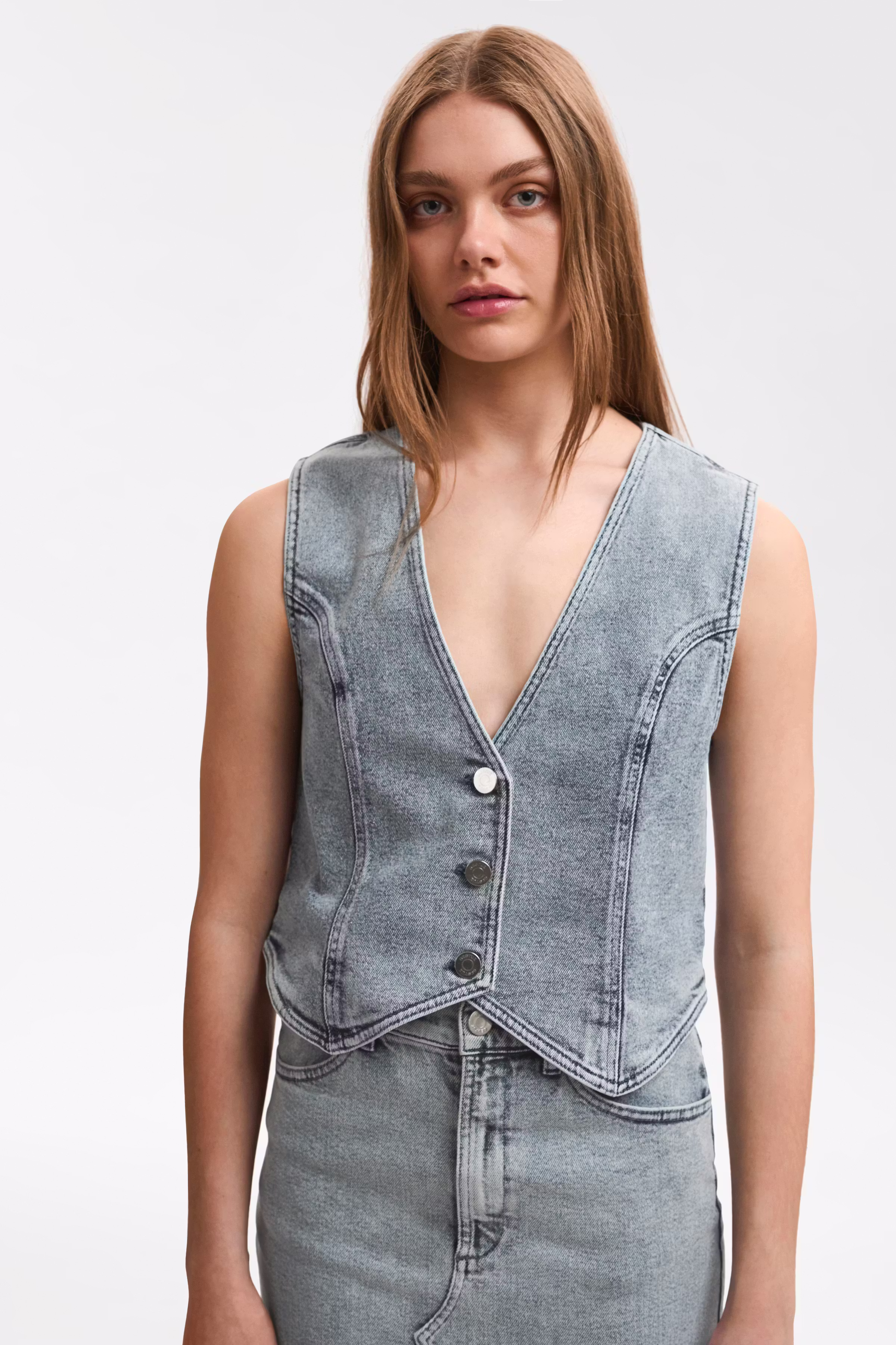 SiwGZ Waistcoat LOOKBOOK FRONT 10908817-104611