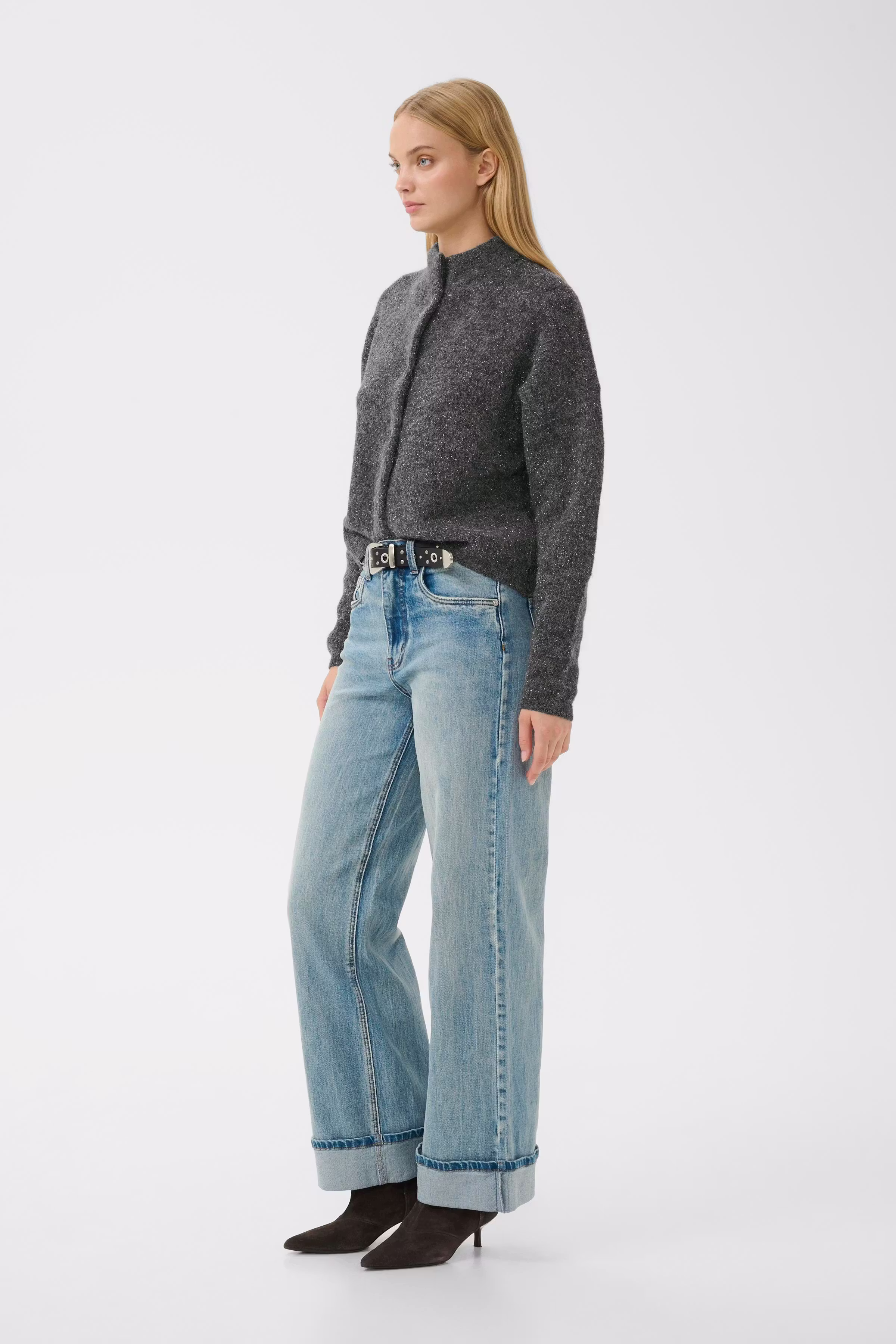 GZalpha Cardigan LOOKBOOK FRONT 10910817-108702