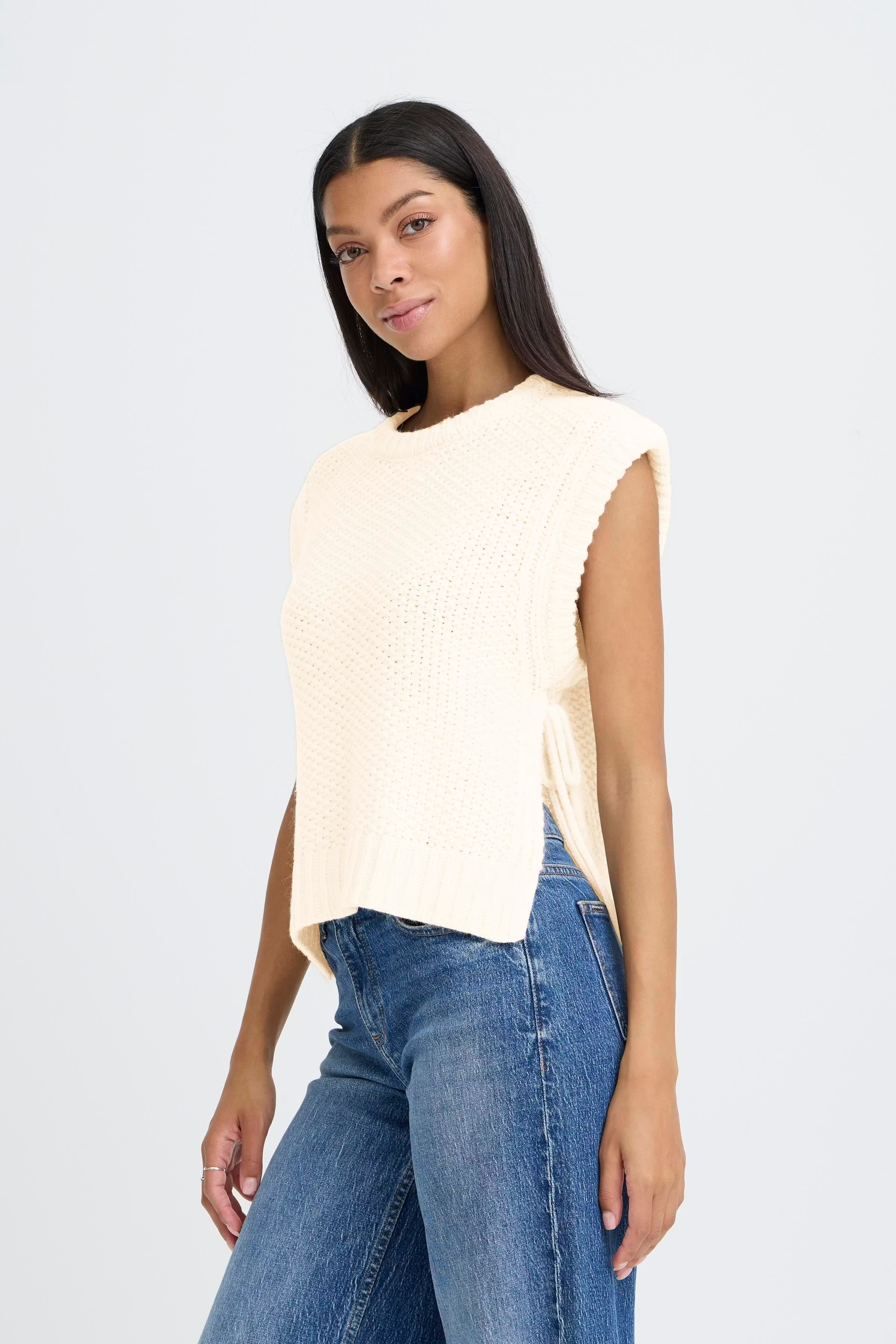 BYNITTA Strik vest LOOKBOOK FRONT 20818614-130905