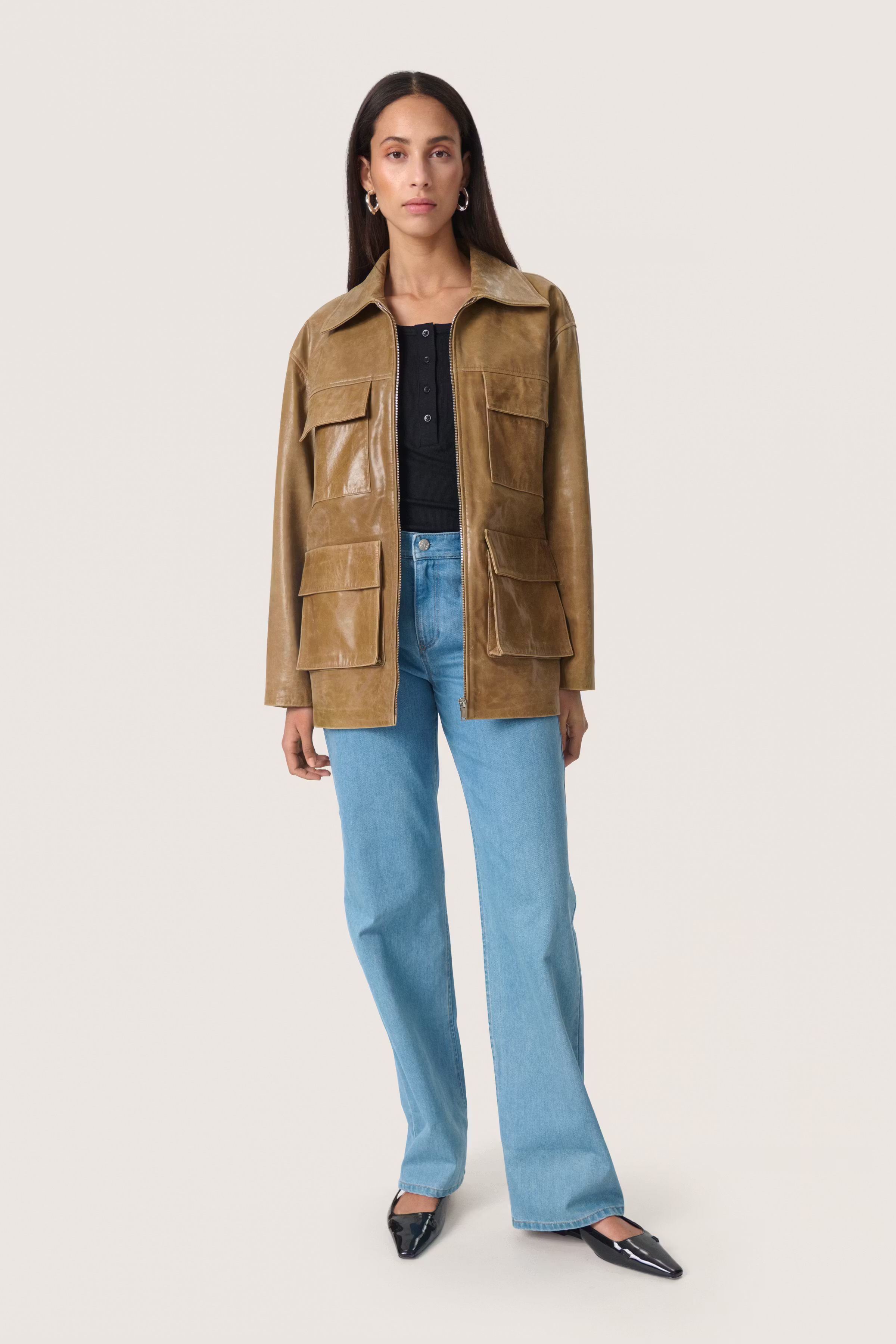 SLEllie Blazer LOOKBOOK FRONT 30408048-171019