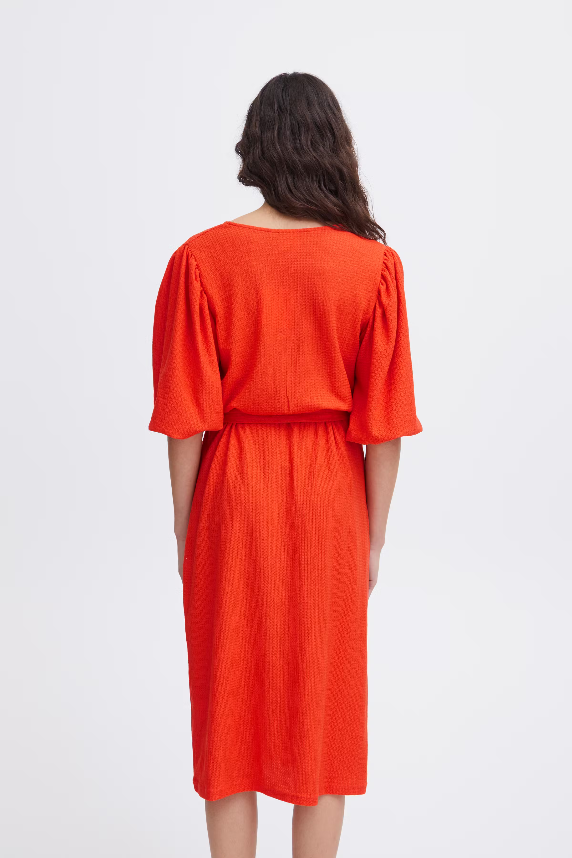 IHMAISE Klänning LOOKBOOK BACK 20120632-171558