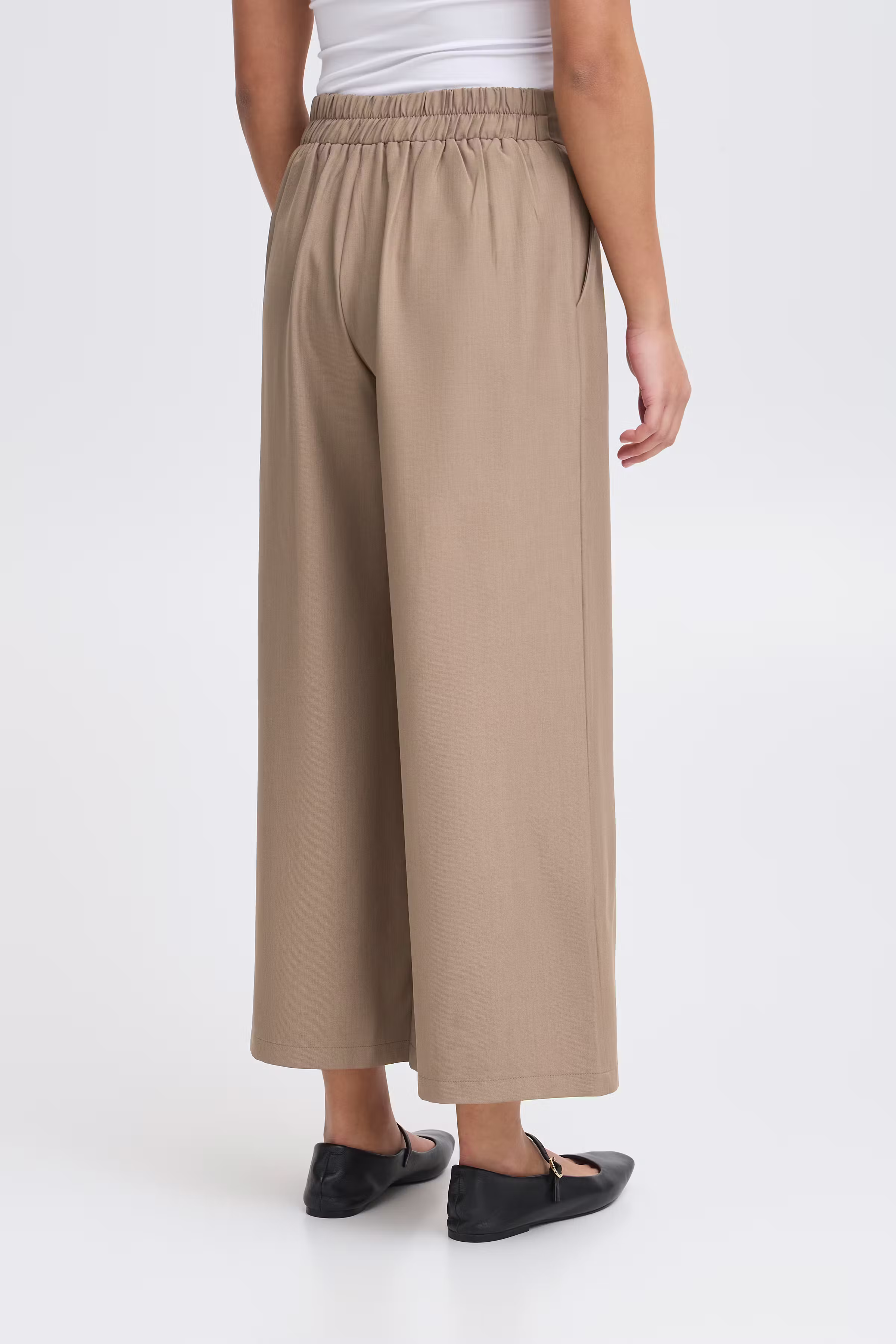 IXDORTHEA Hose LOOKBOOK BACK 20123724-181017