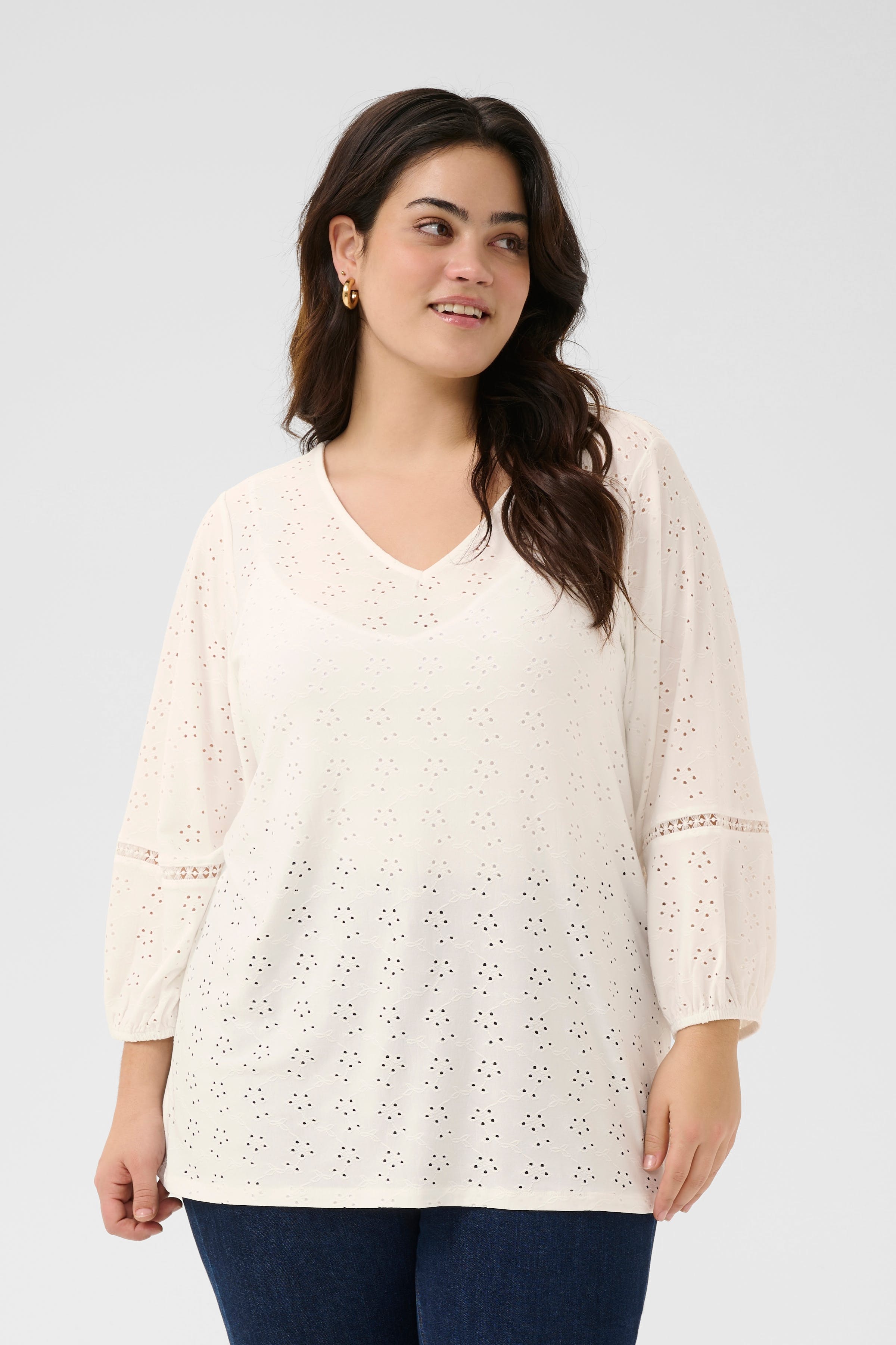 KCtara Blouse LOOKBOOK FRONT 10583553-106482