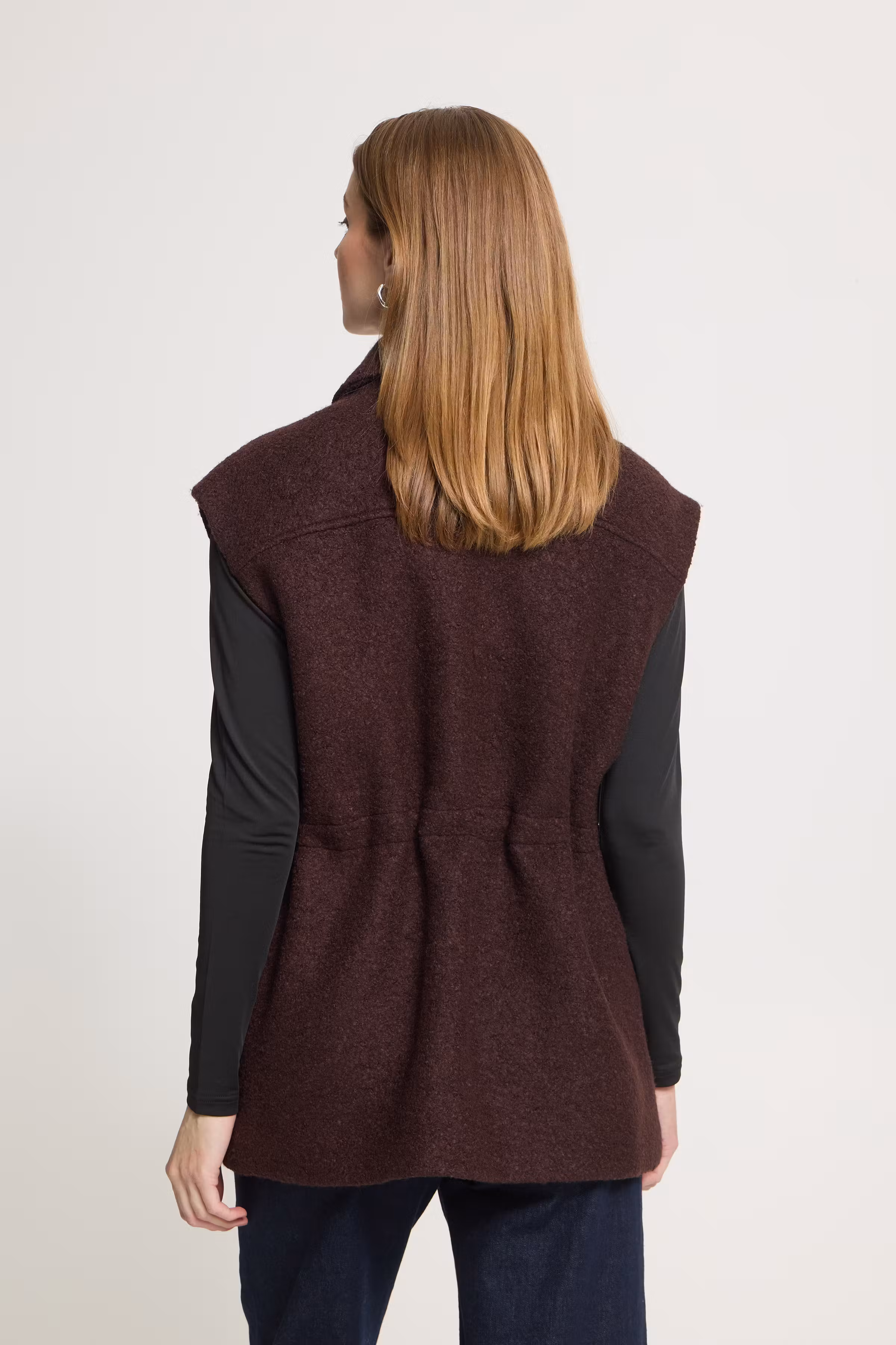 IHSTIPA Vest yttertøj LOOKBOOK BACK 20125858-191106