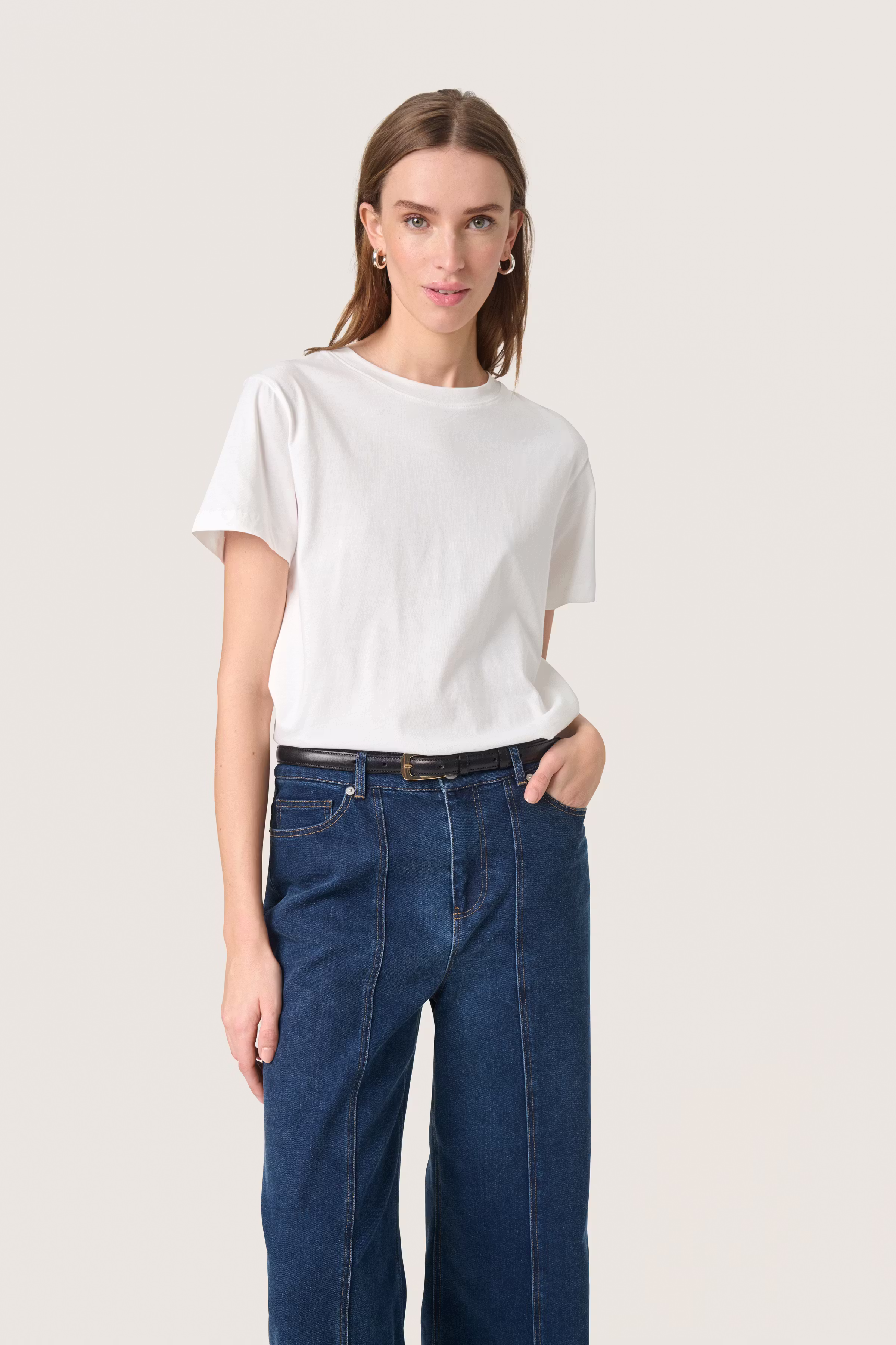 SLJina T-shirt LOOKBOOK FRONT 30408419-111001