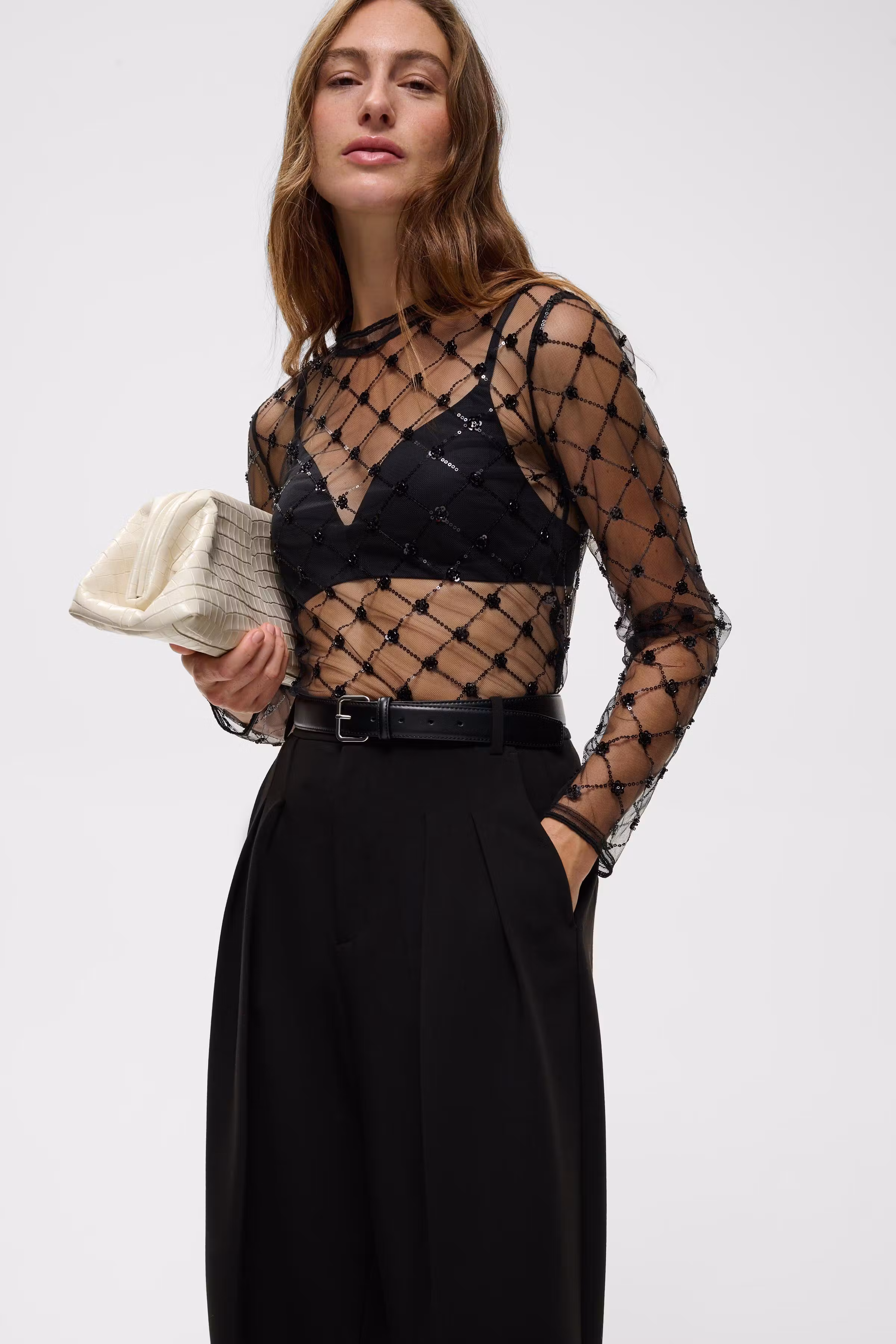 LuccieIW Blouse LOOKBOOK DETAIL 30111406-194008