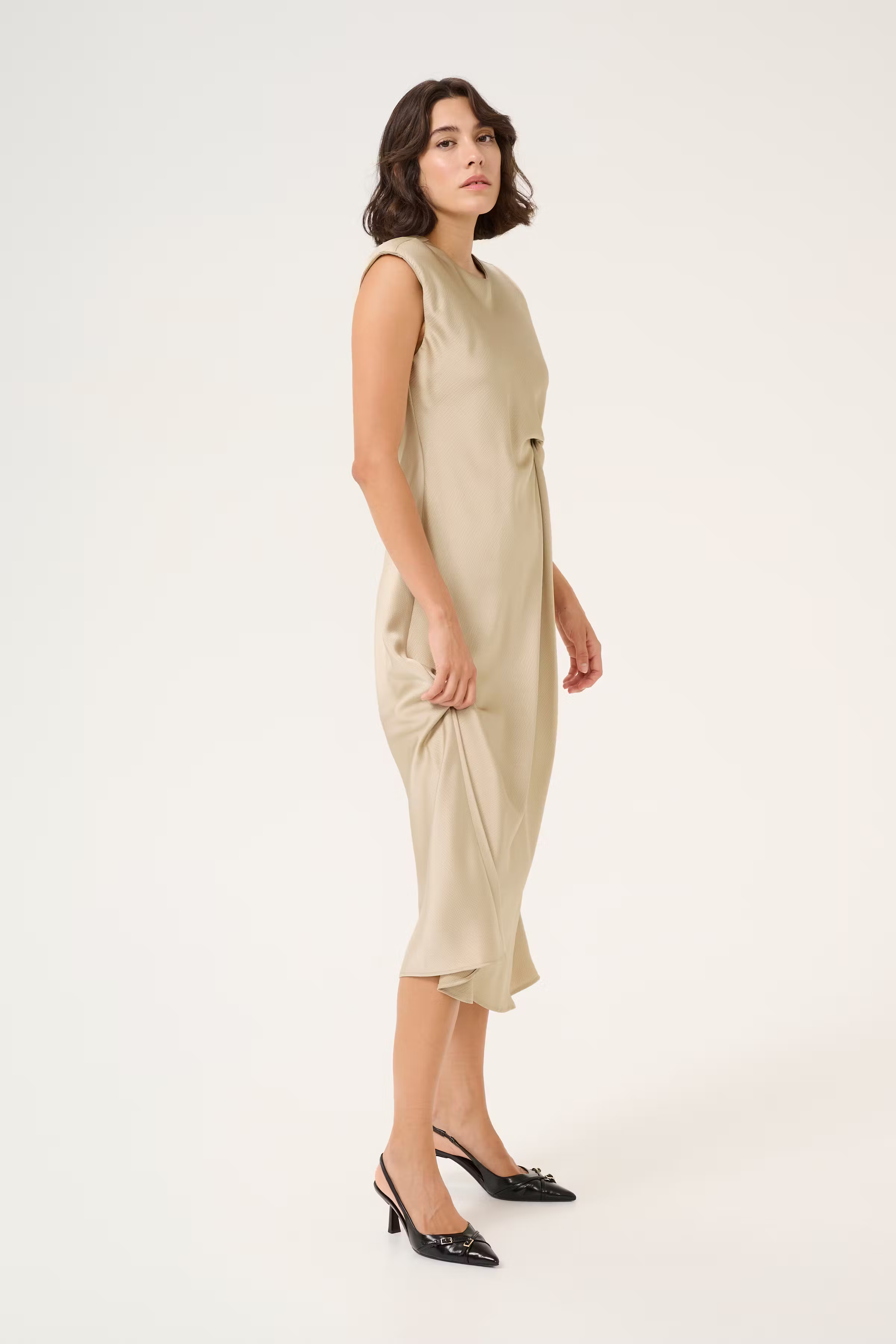 KApristina Kjole LOOKBOOK FRONT 10509763-151305