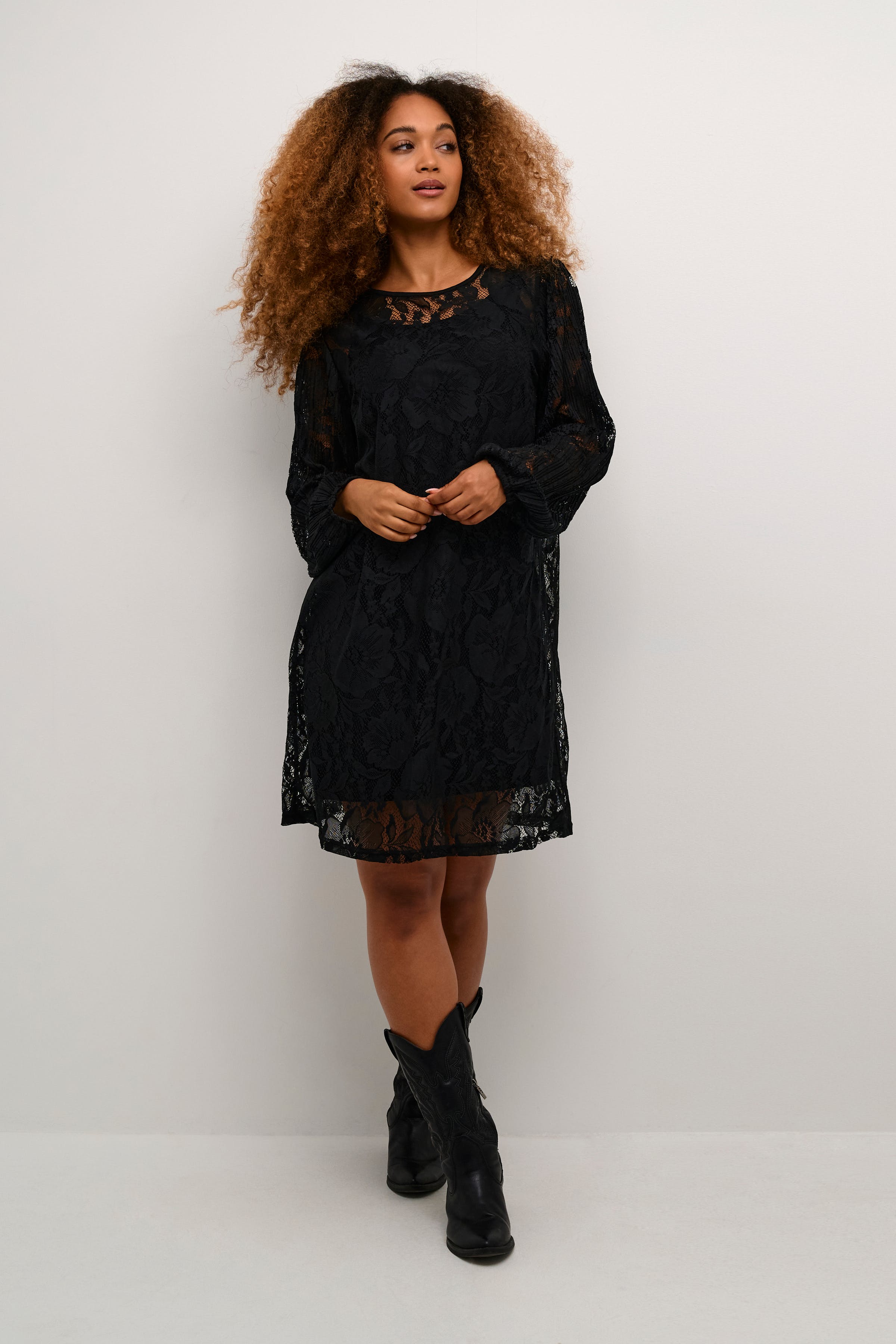 CRKanni Robe LOOKBOOK FRONT 10612937-100120