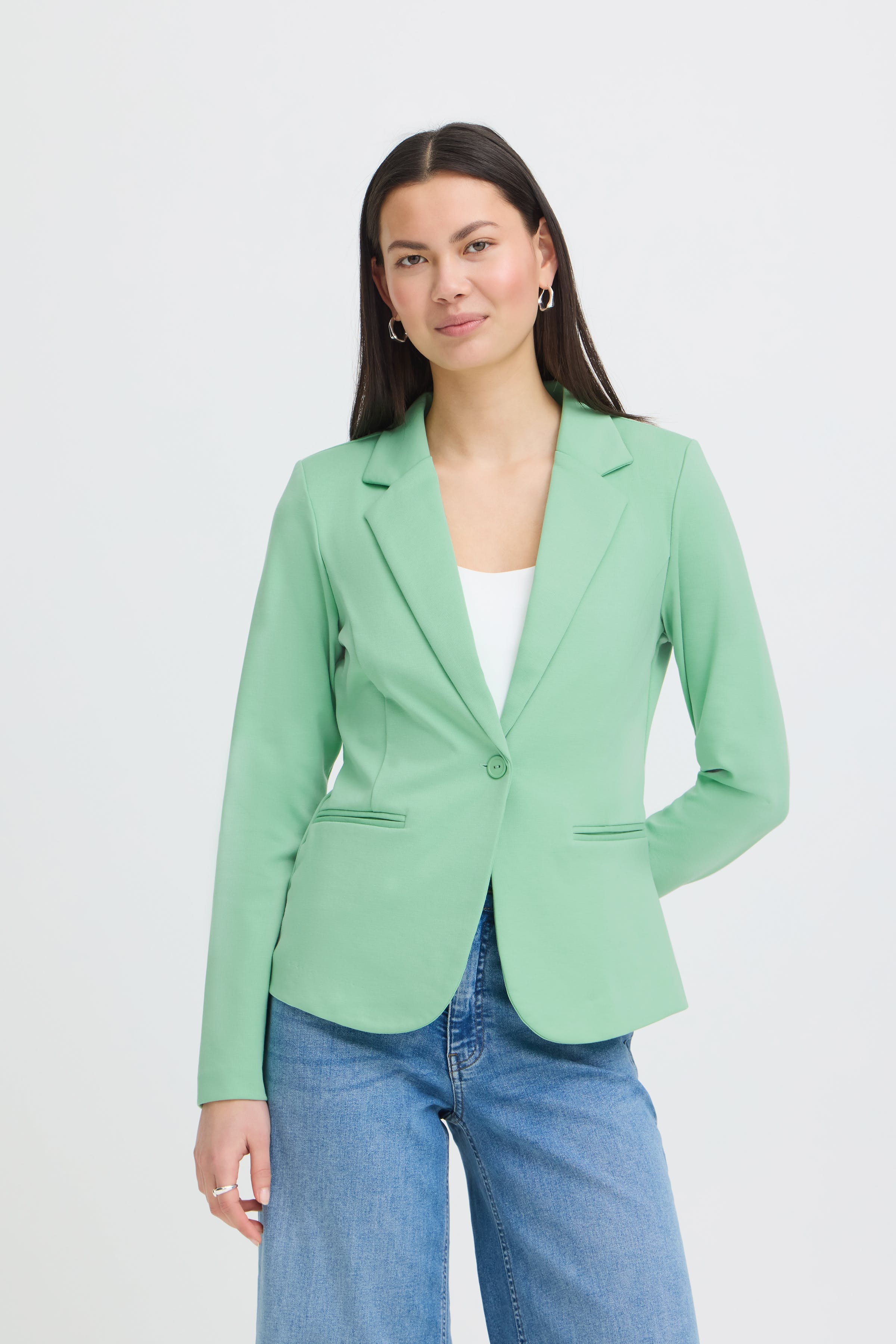 IHKATE Blazer LOOKBOOK FRONT 20101801-156322