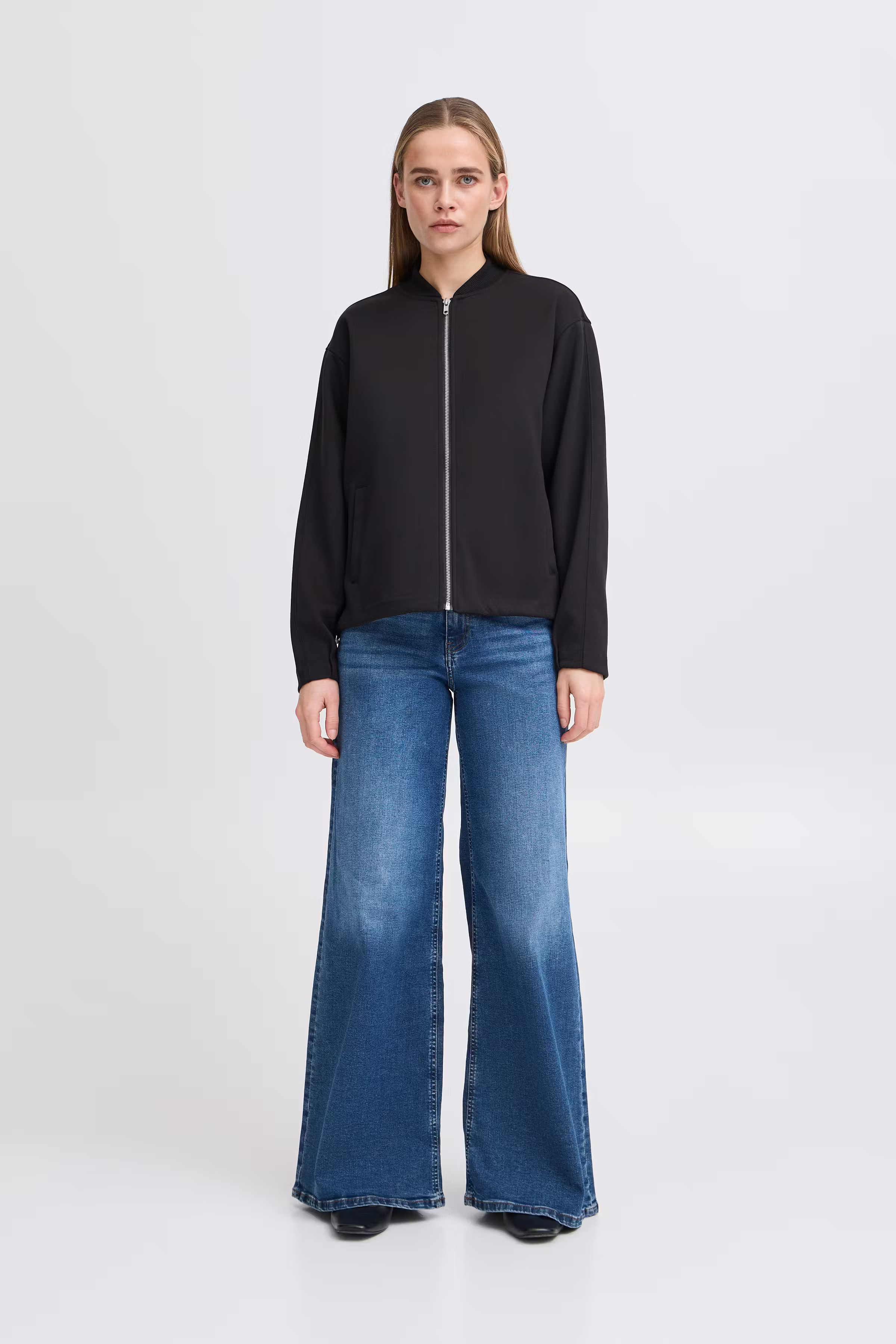 IHKATE Jas LOOKBOOK FRONT 20122548-194008