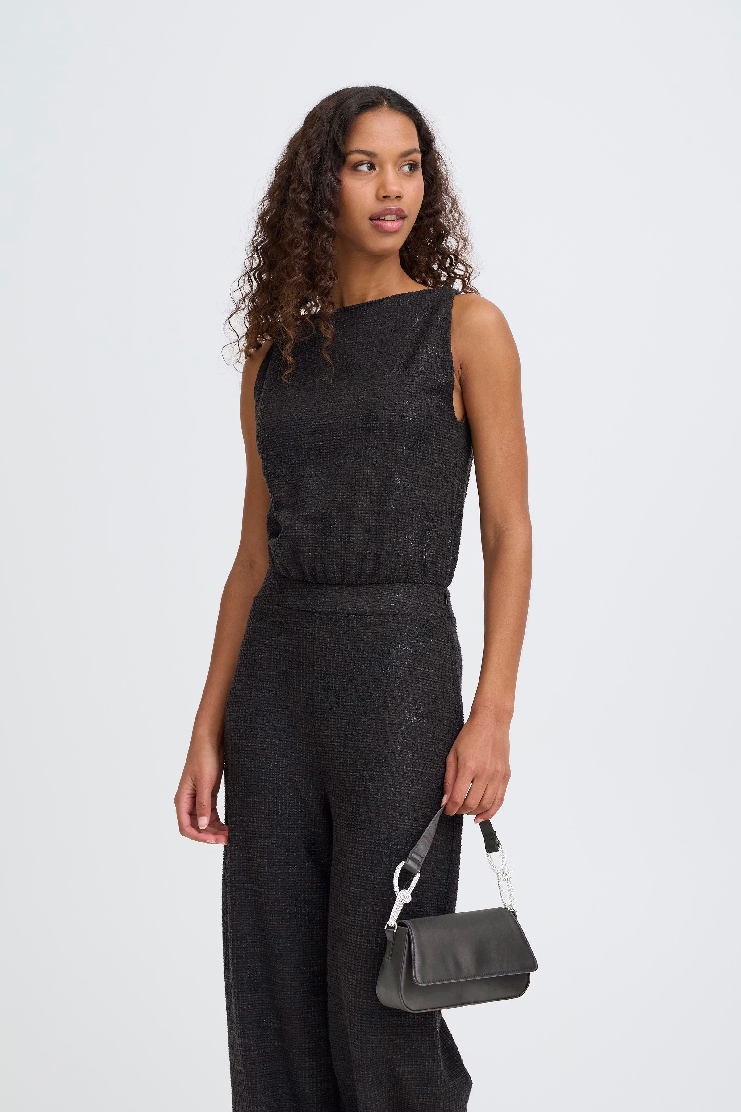 IABAILIY Väska LOOKBOOK FRONT 20125107-194008