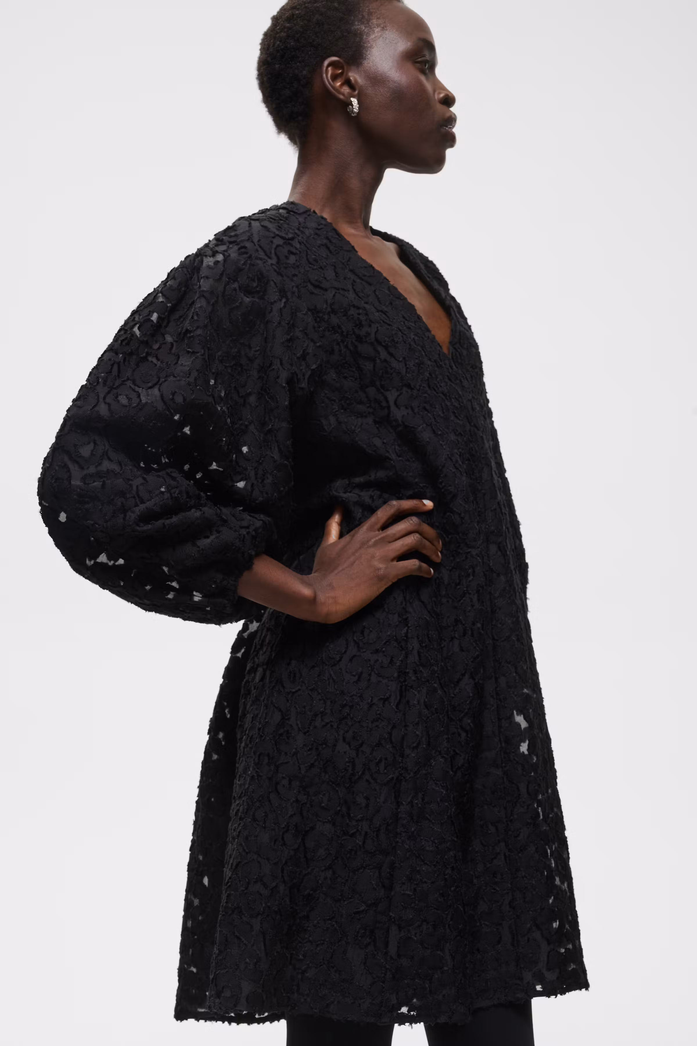 OMEGAIW Kleid LOOKBOOK DETAIL 30113025-194008