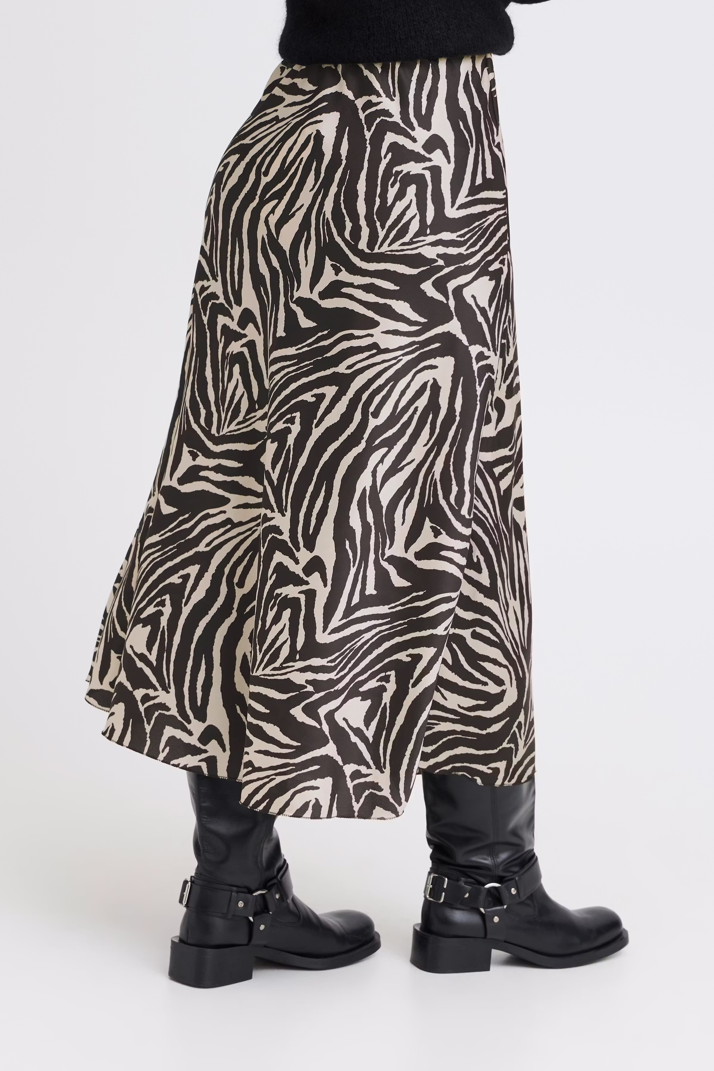 SBLANNA Skjørt LOOKBOOK BACK 22100750-203779