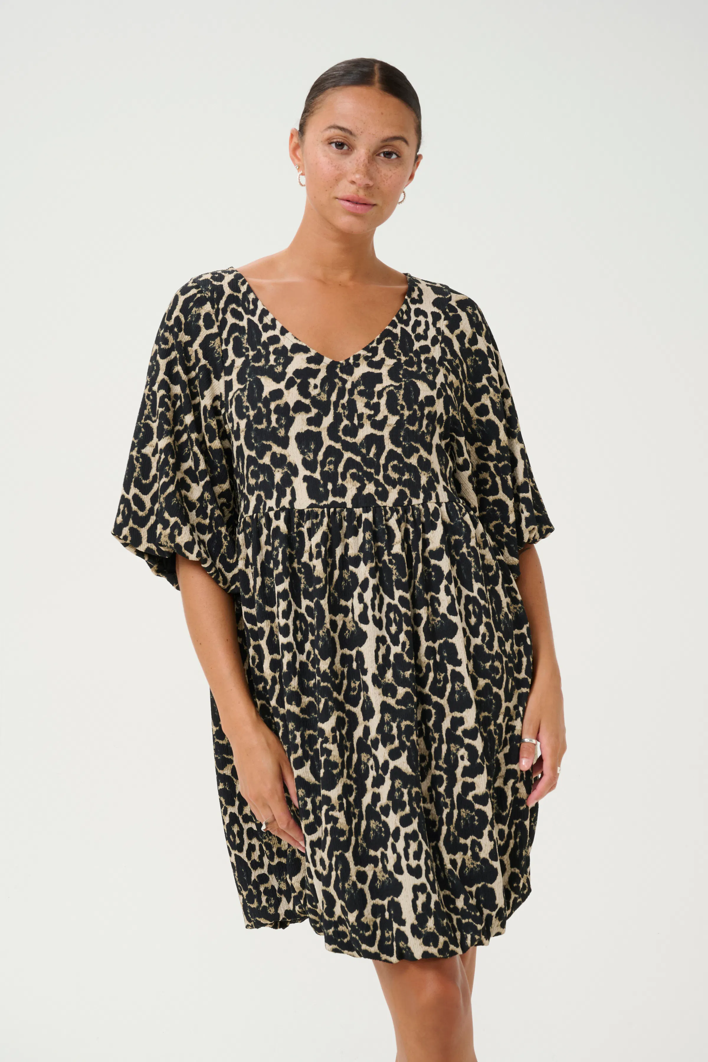 KAnani Kjole LOOKBOOK FRONT 10509833-107281