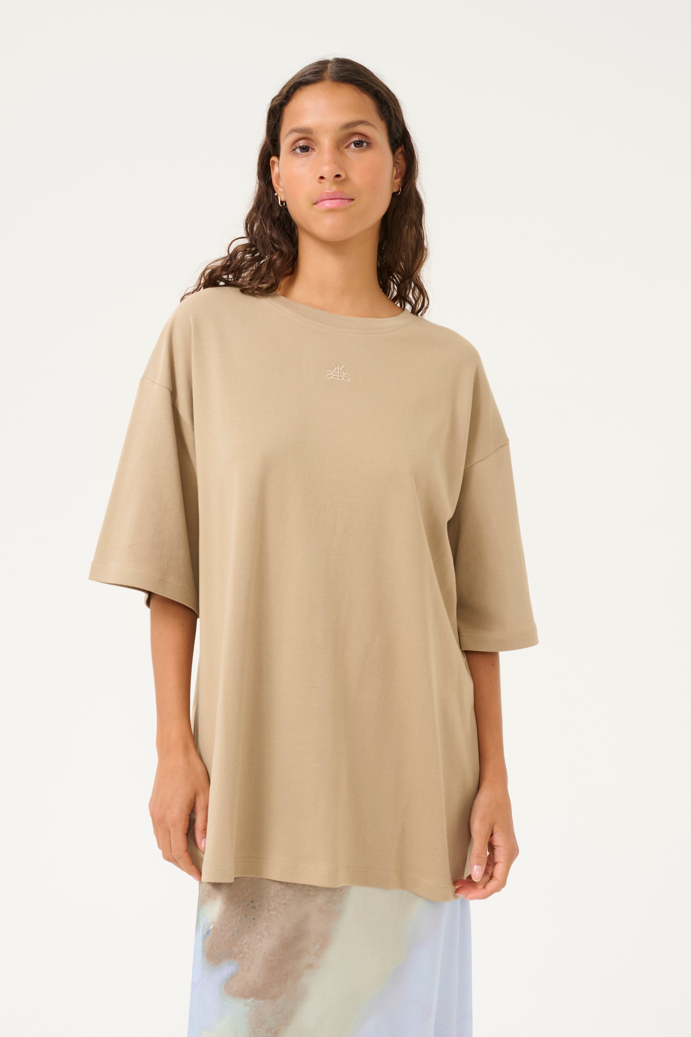 KBUline T-shirt LOOKBOOK FRONT 10105355-171109