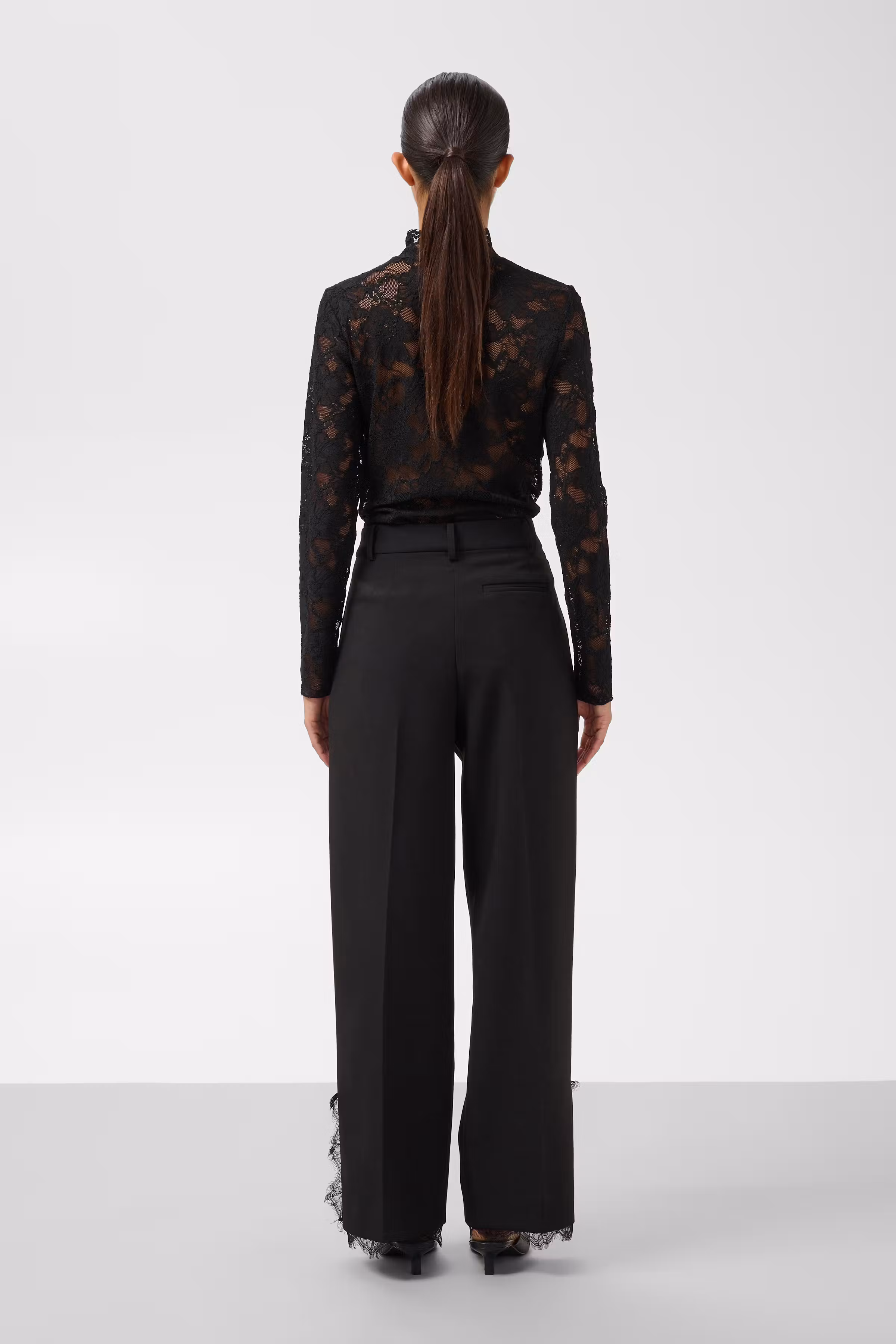 SLCorinne Hose LOOKBOOK BACK 30409614-194008