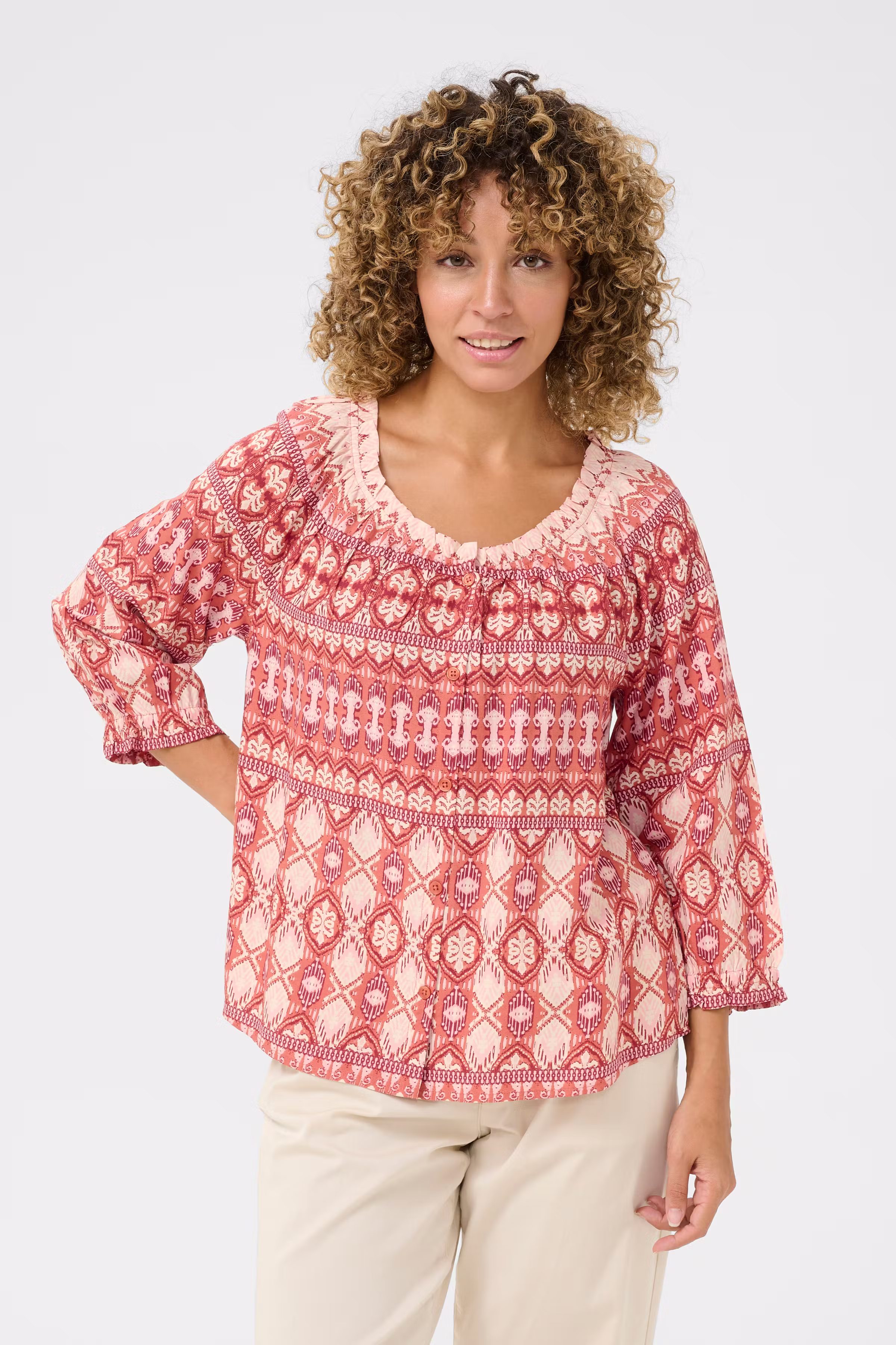 CRTiah Shirt LOOKBOOK FRONT 10613604-107520