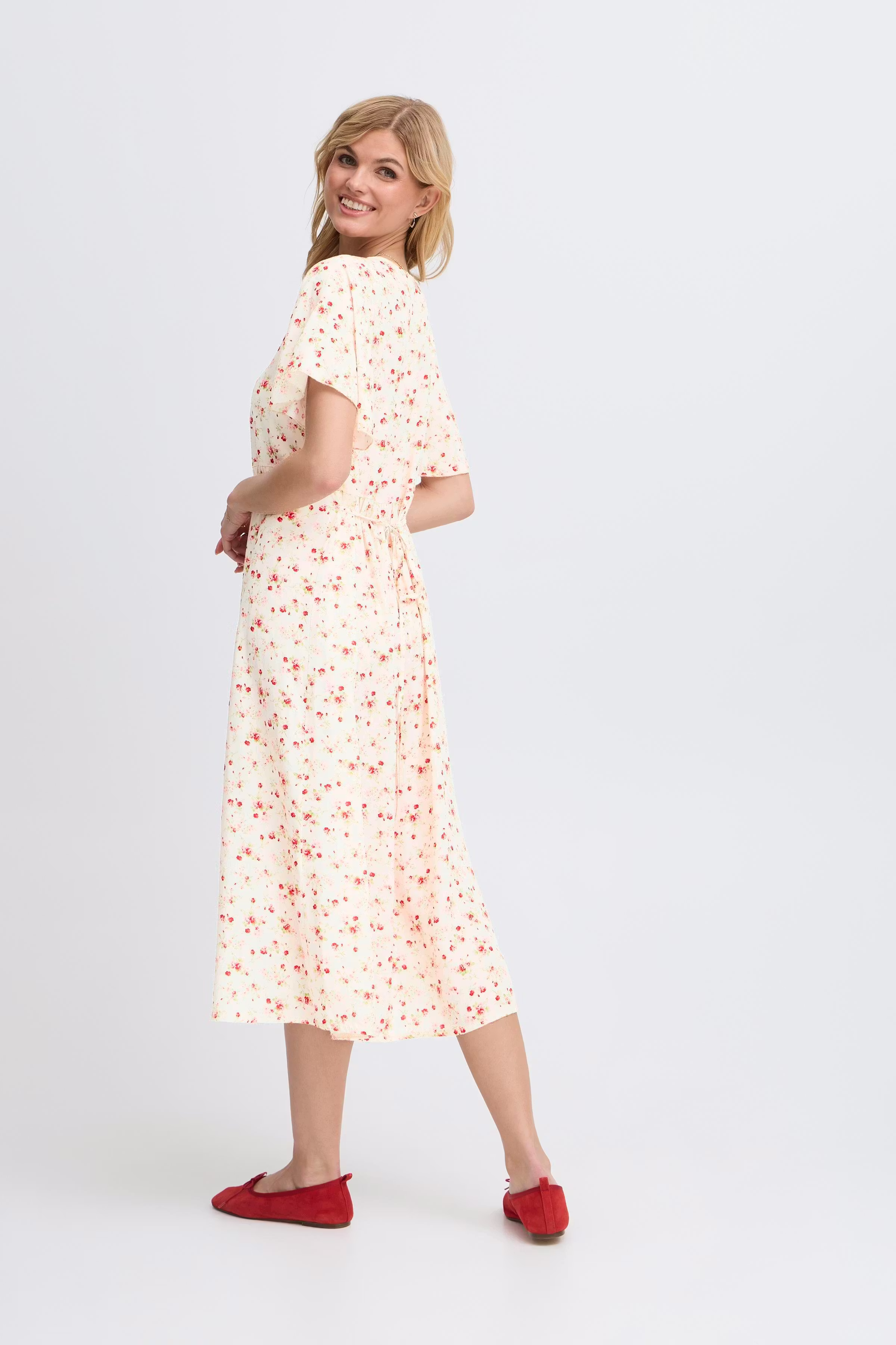 SBGLAZAR Kjole LOOKBOOK BACK 22101023-181762