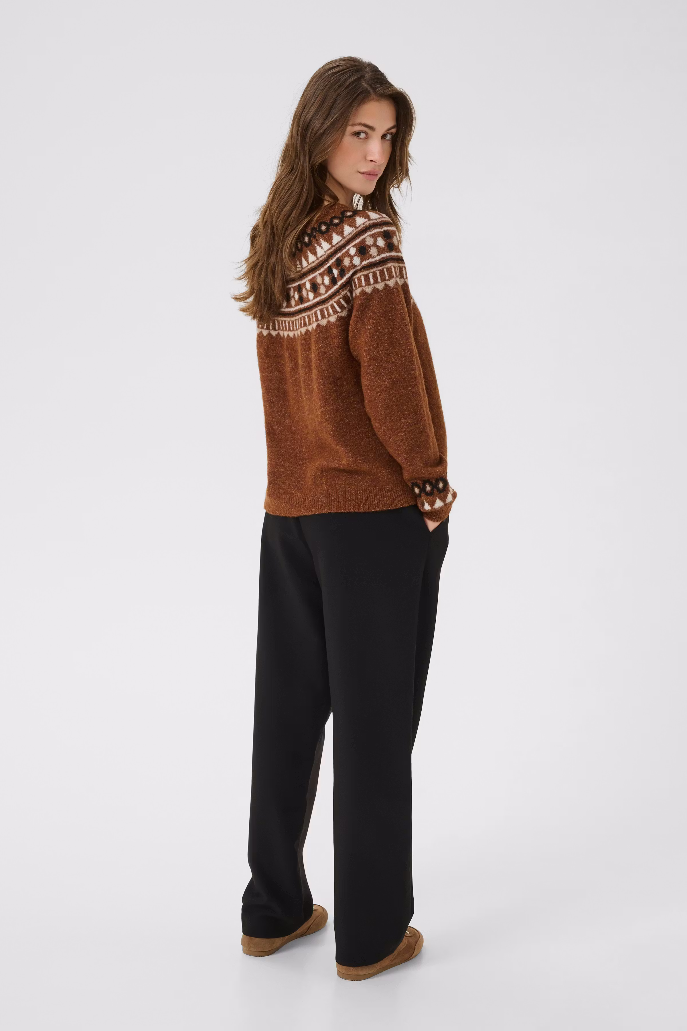 CRCherrie Pullover LOOKBOOK BACK 10614328-1912271