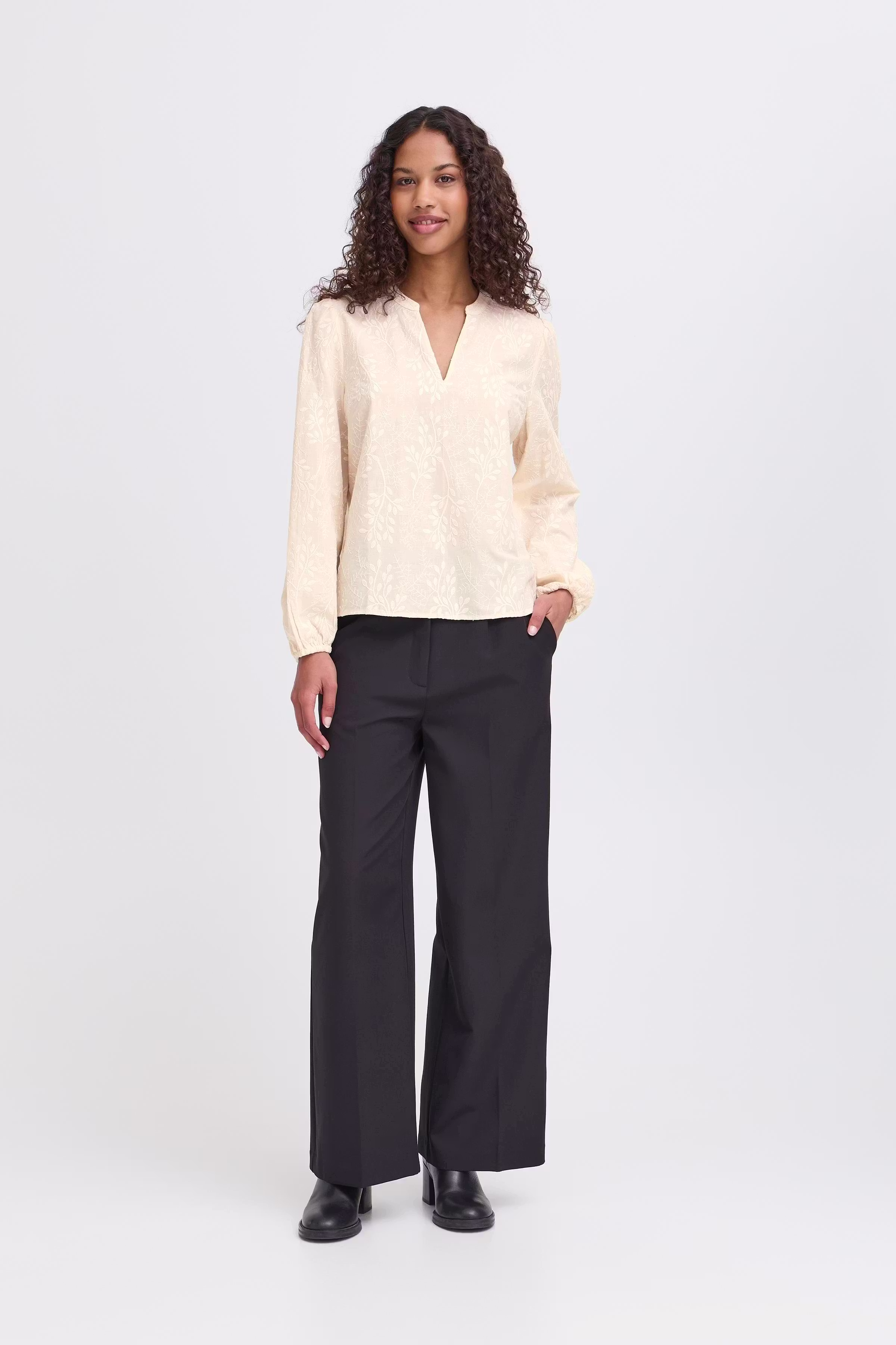 IHGARIVA Bluse LOOKBOOK FRONT 20124390-130905