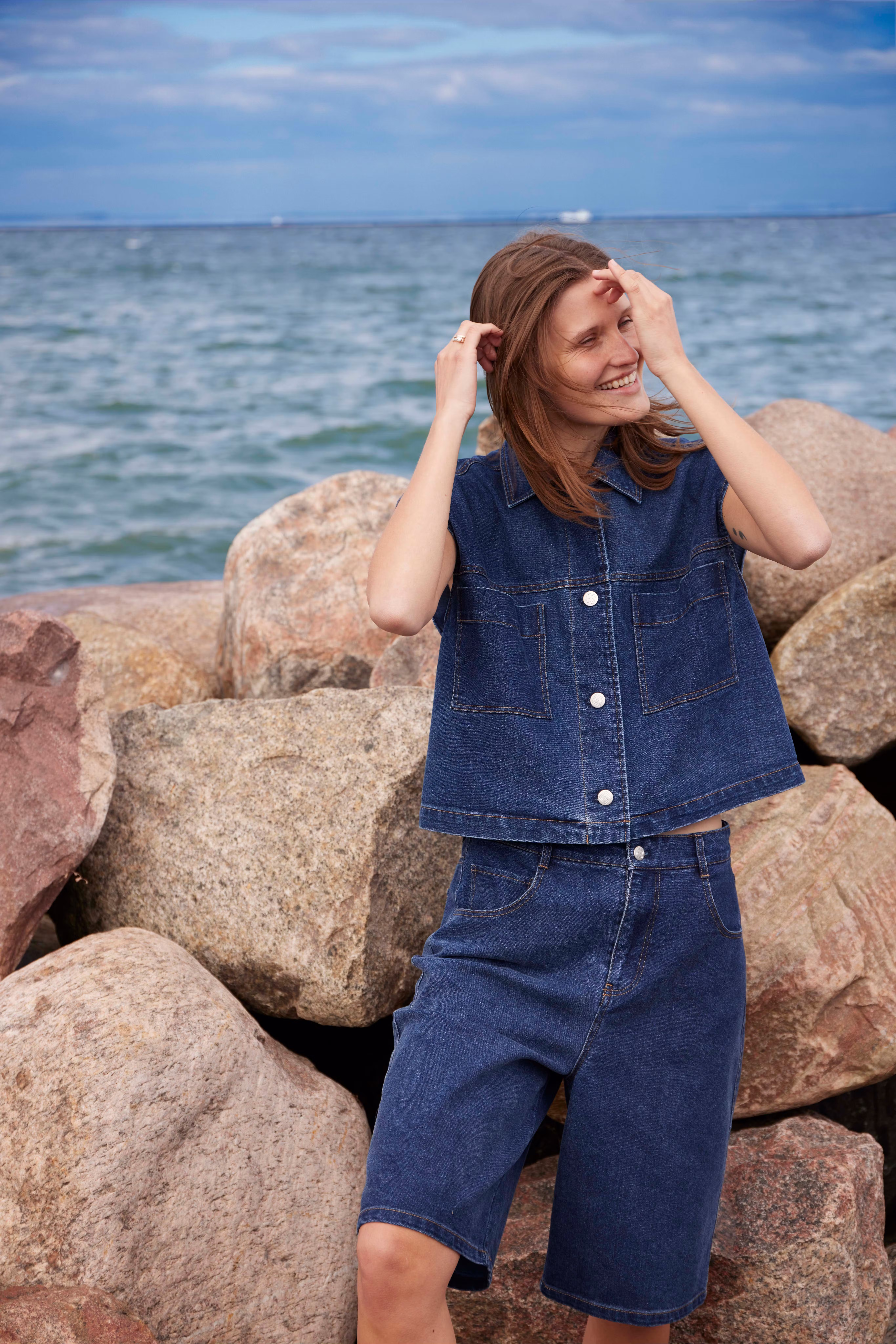 SLCalianna Weste LOCATION NONE 30408476-301728