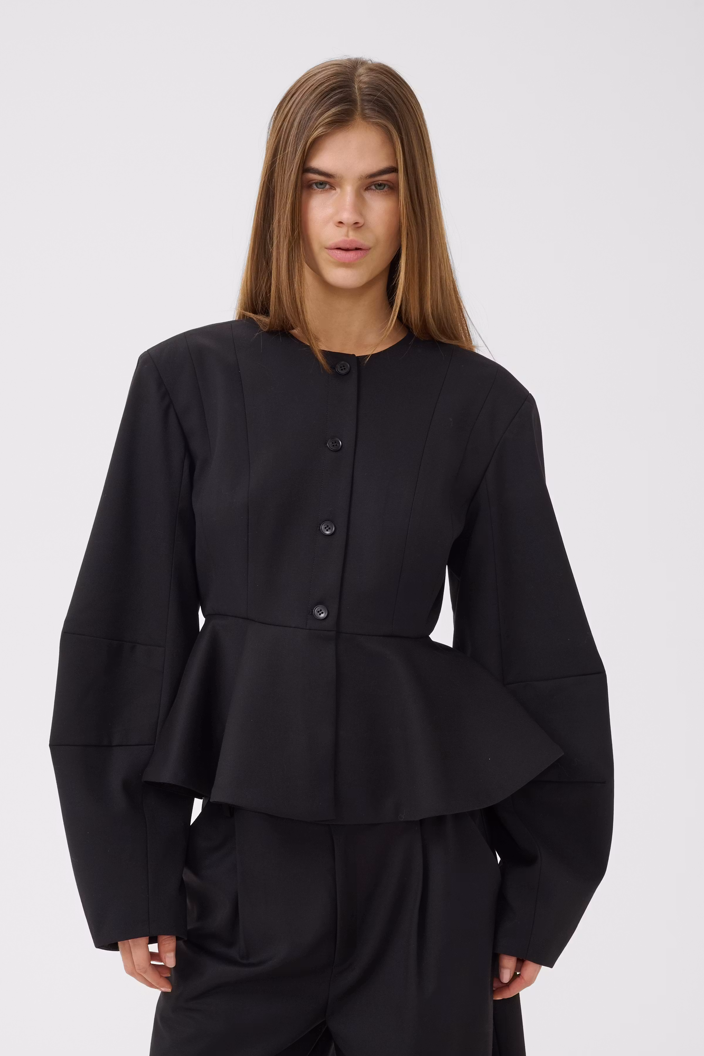 GZpaula Blazer LOOKBOOK FRONT 10911443-100017