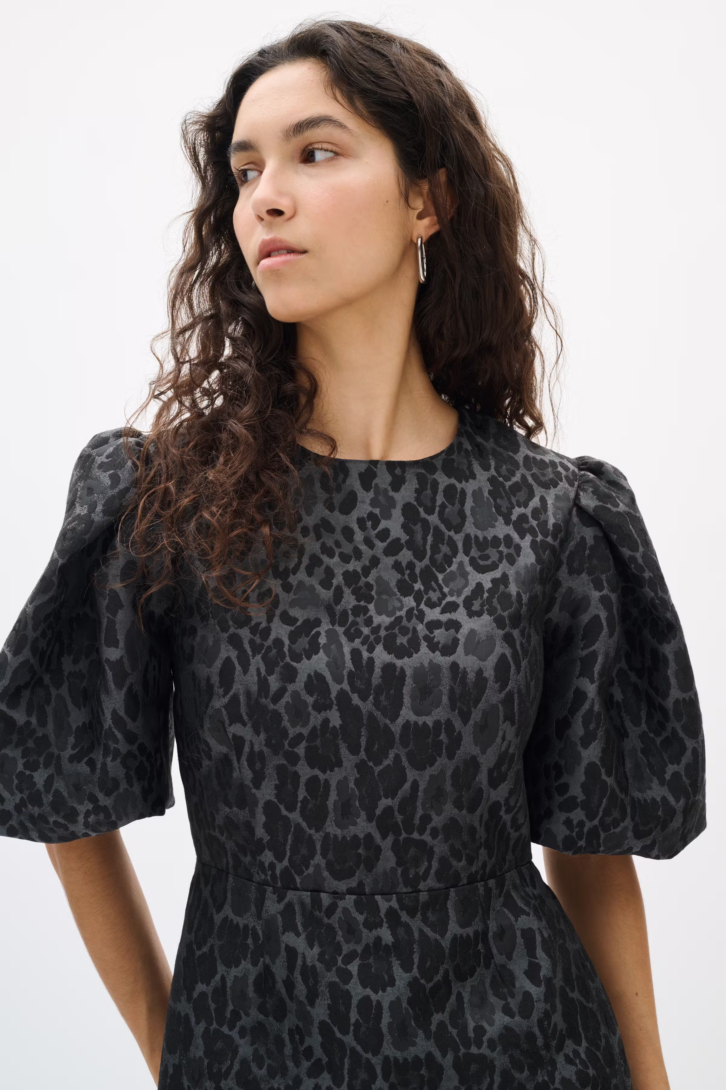 ZINAIW Klänning LOOKBOOK DETAIL 30112094-194008