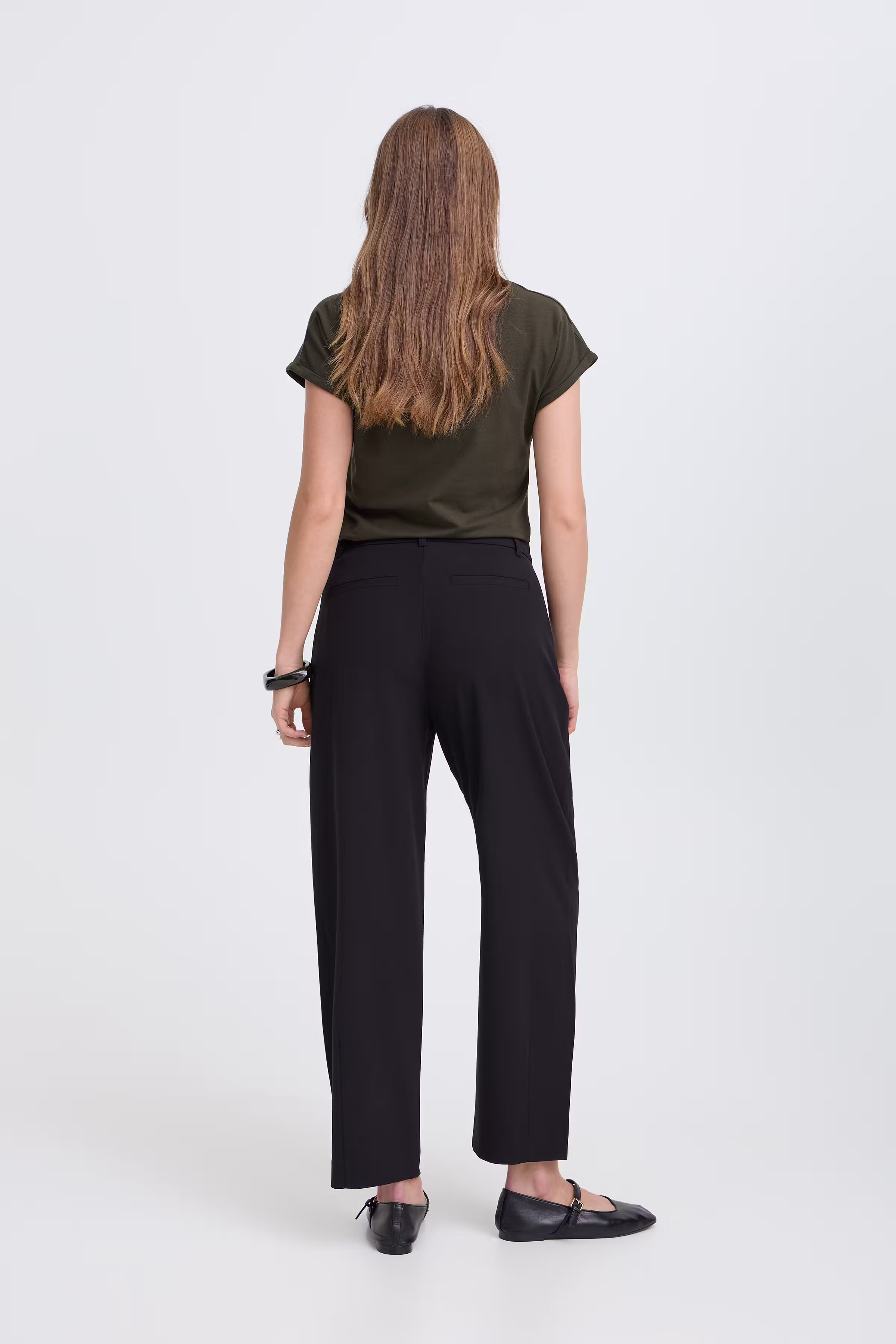 BYDANTA Hose LOOKBOOK BACK 20819427-194008