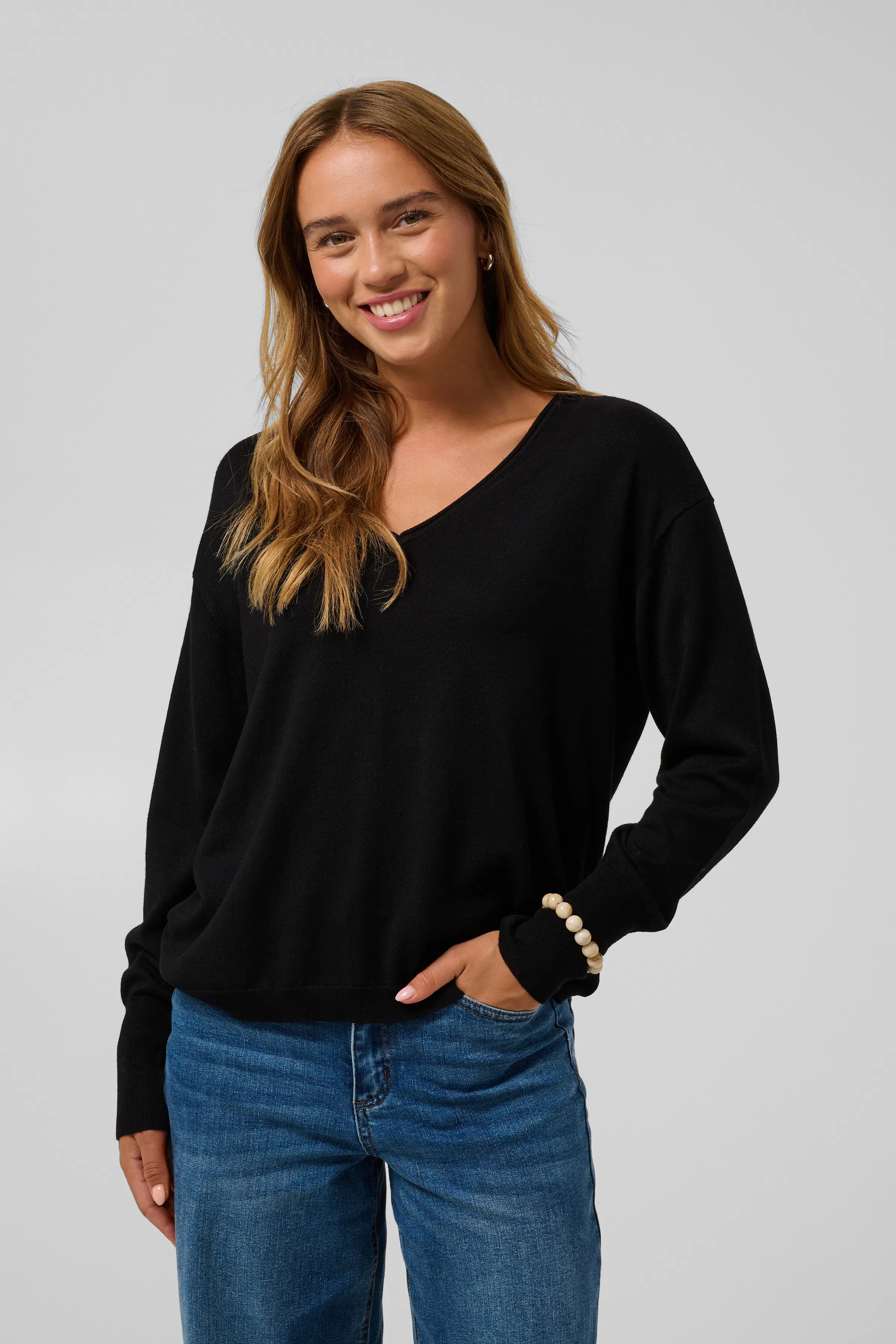 KAlizza Pullover LOOKBOOK FRONT 10512364-100121