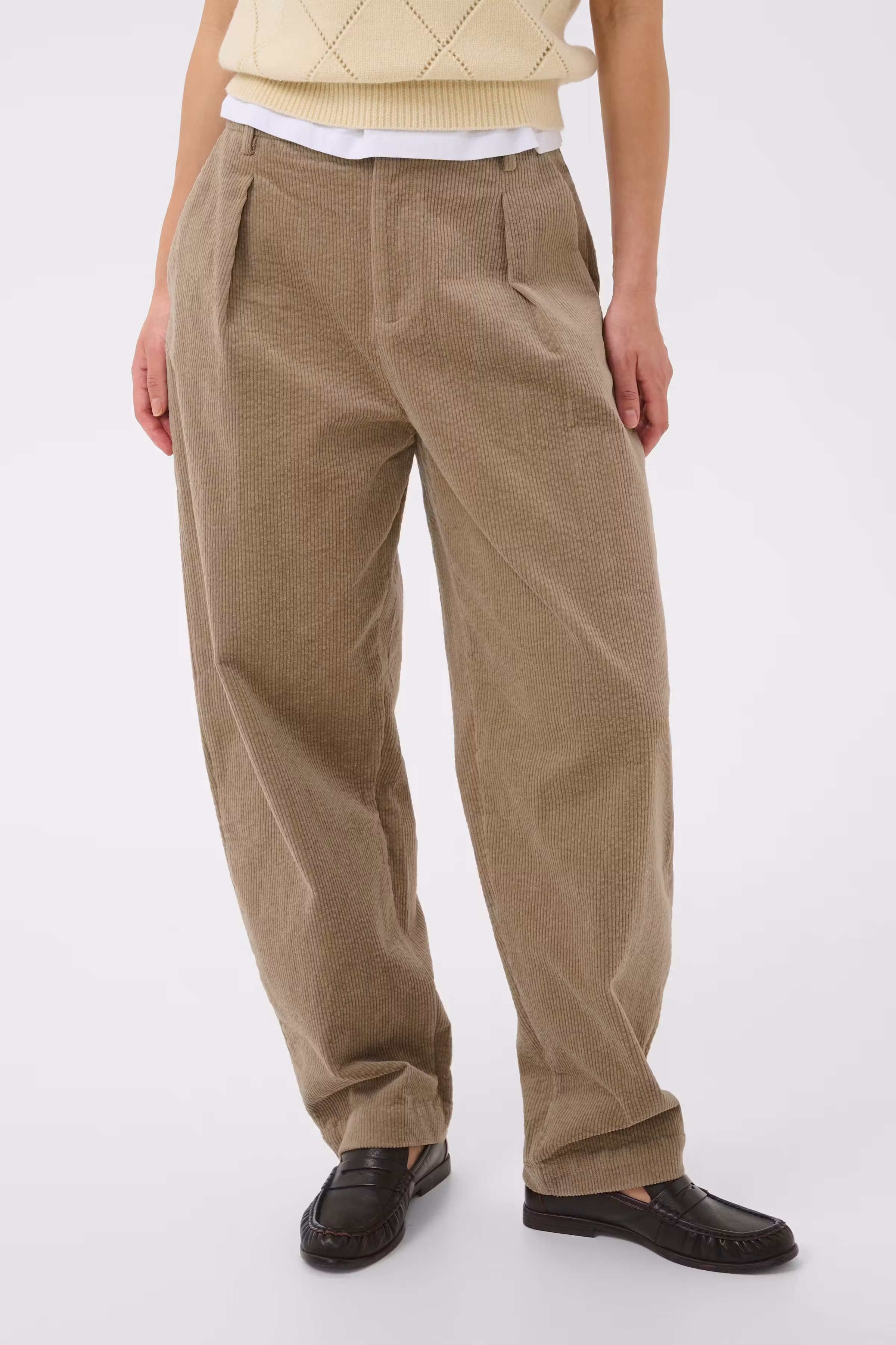 TadettaSZ Hose LOOKBOOK FRONT 30515487-171112