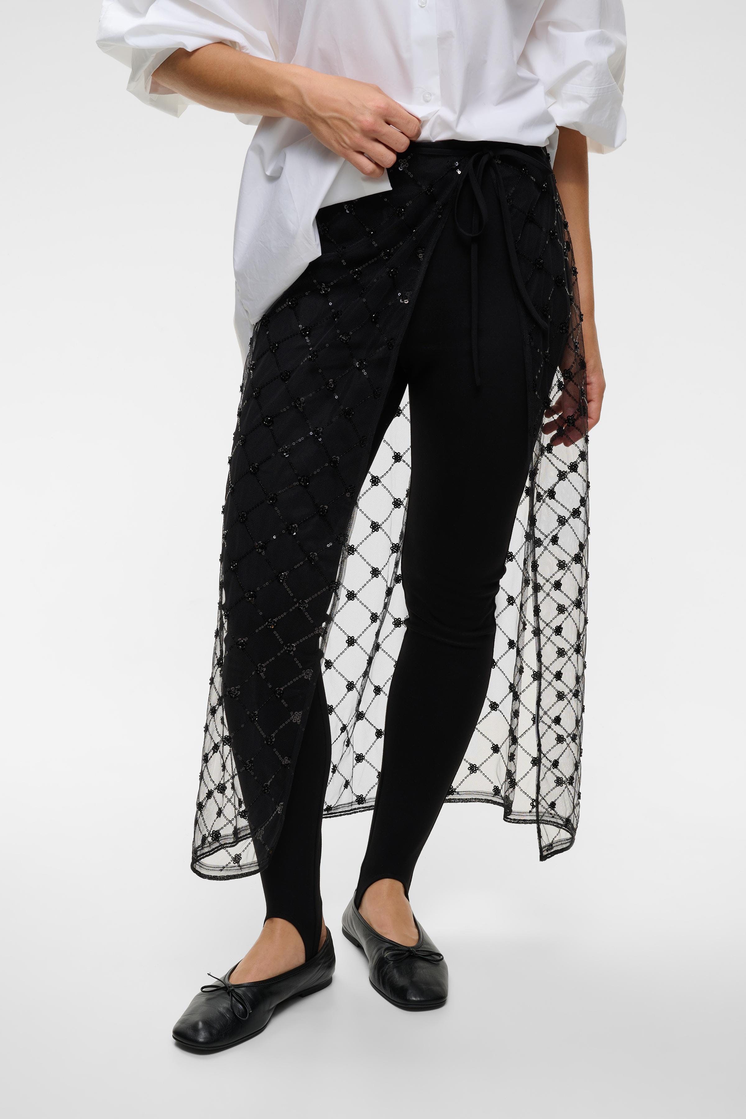 LuccieIW Nederdel LOOKBOOK FRONT 30111405-194008