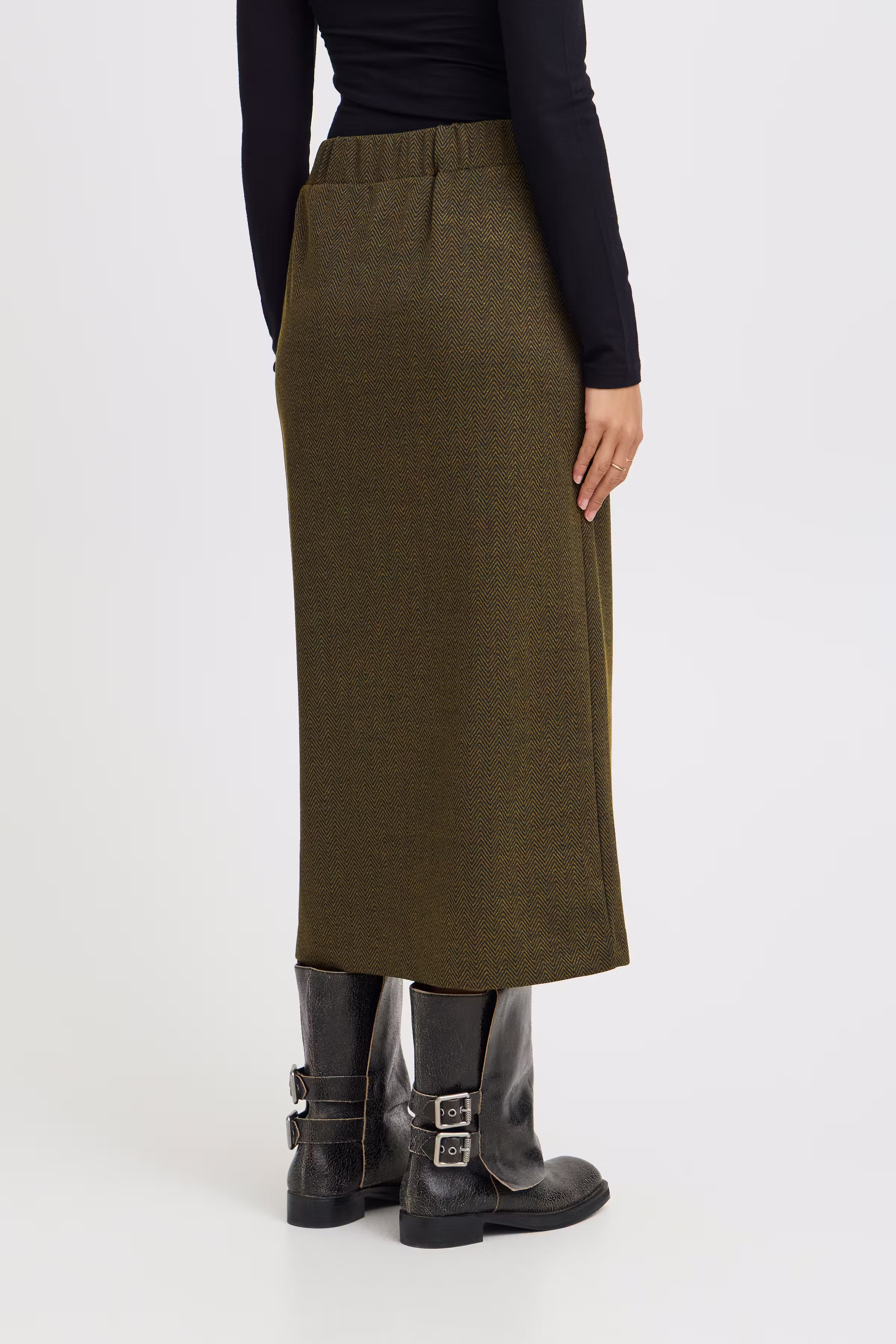 IHKATE Rok LOOKBOOK BACK 20122404-203618