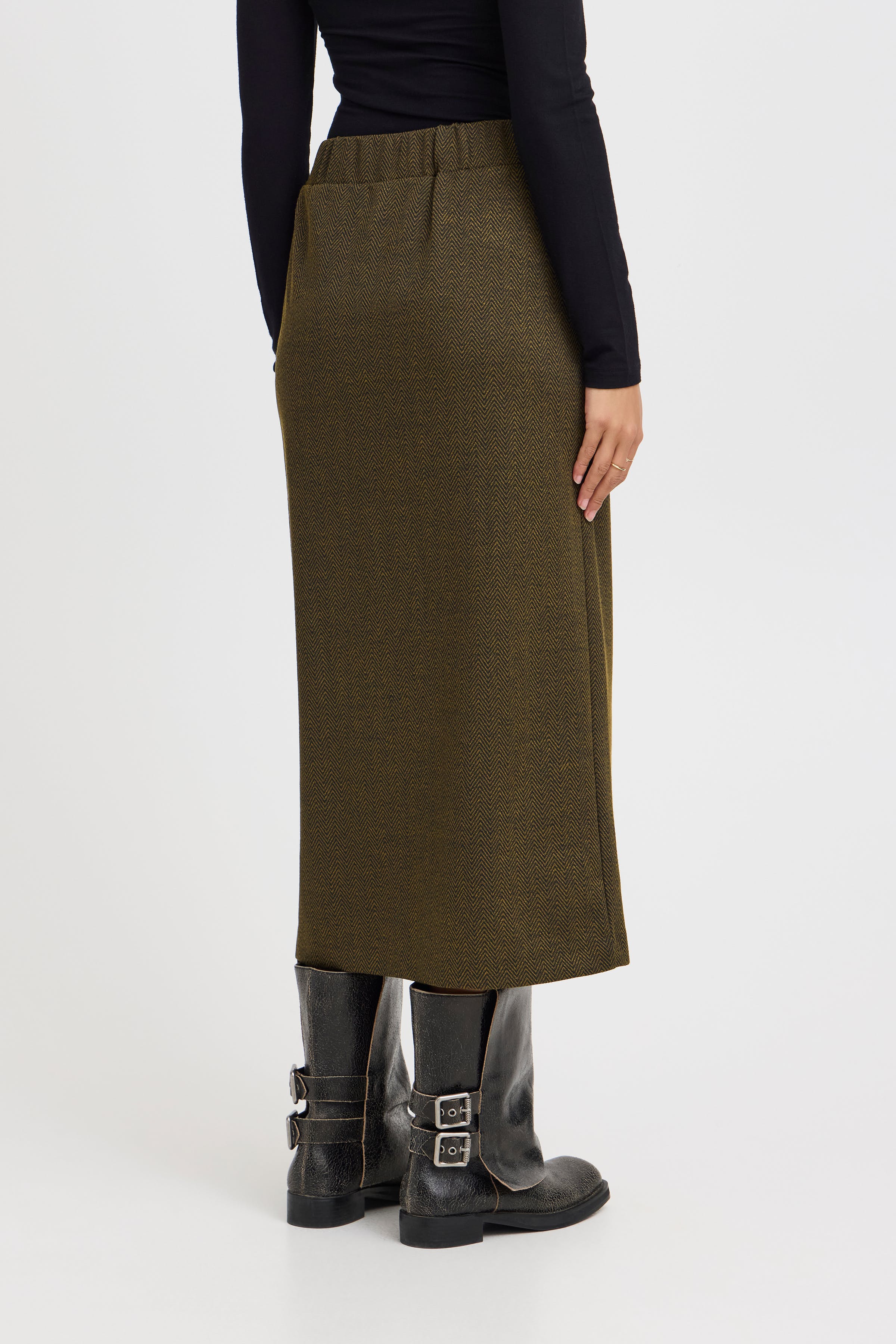 IHKATE Skirt LOOKBOOK BACK 20122404-203618