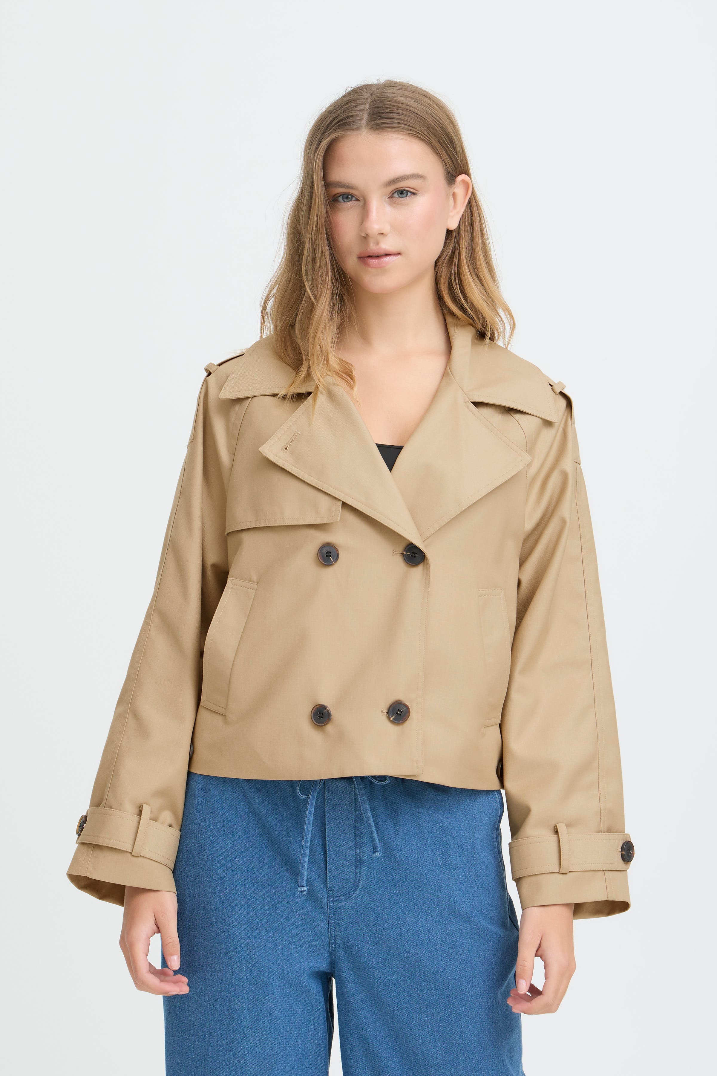 IHEPARZA Yttertøy LOOKBOOK FRONT 20122214-161315