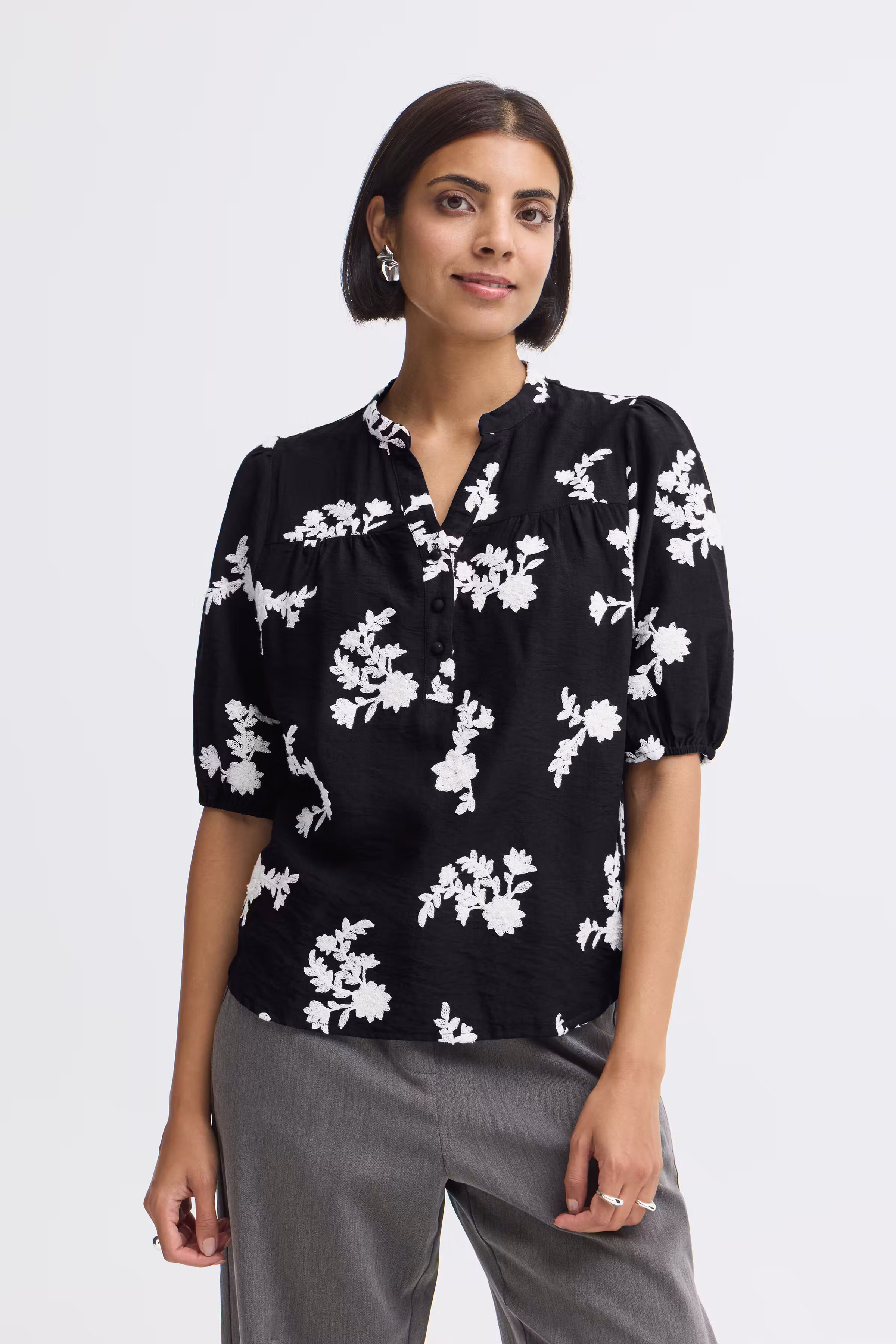 FRJOFINAS Blouse LOOKBOOK FRONT 20619382-900022482