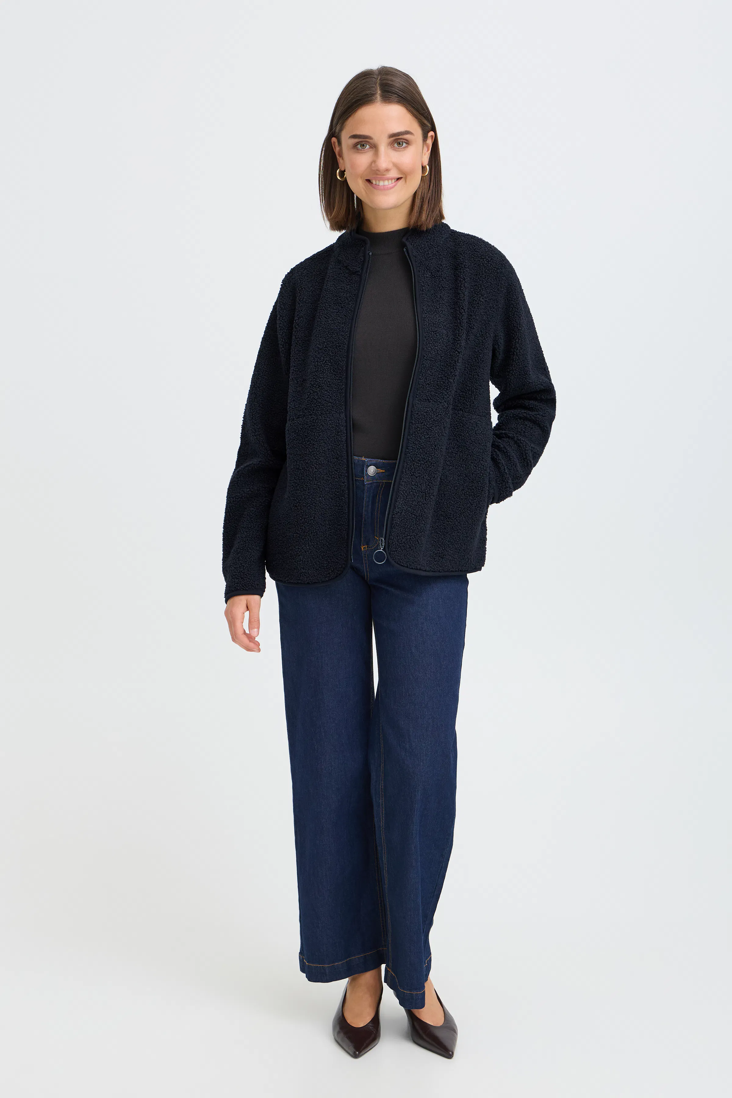 FRTENYA Yttertøy LOOKBOOK FRONT 20618524-194011