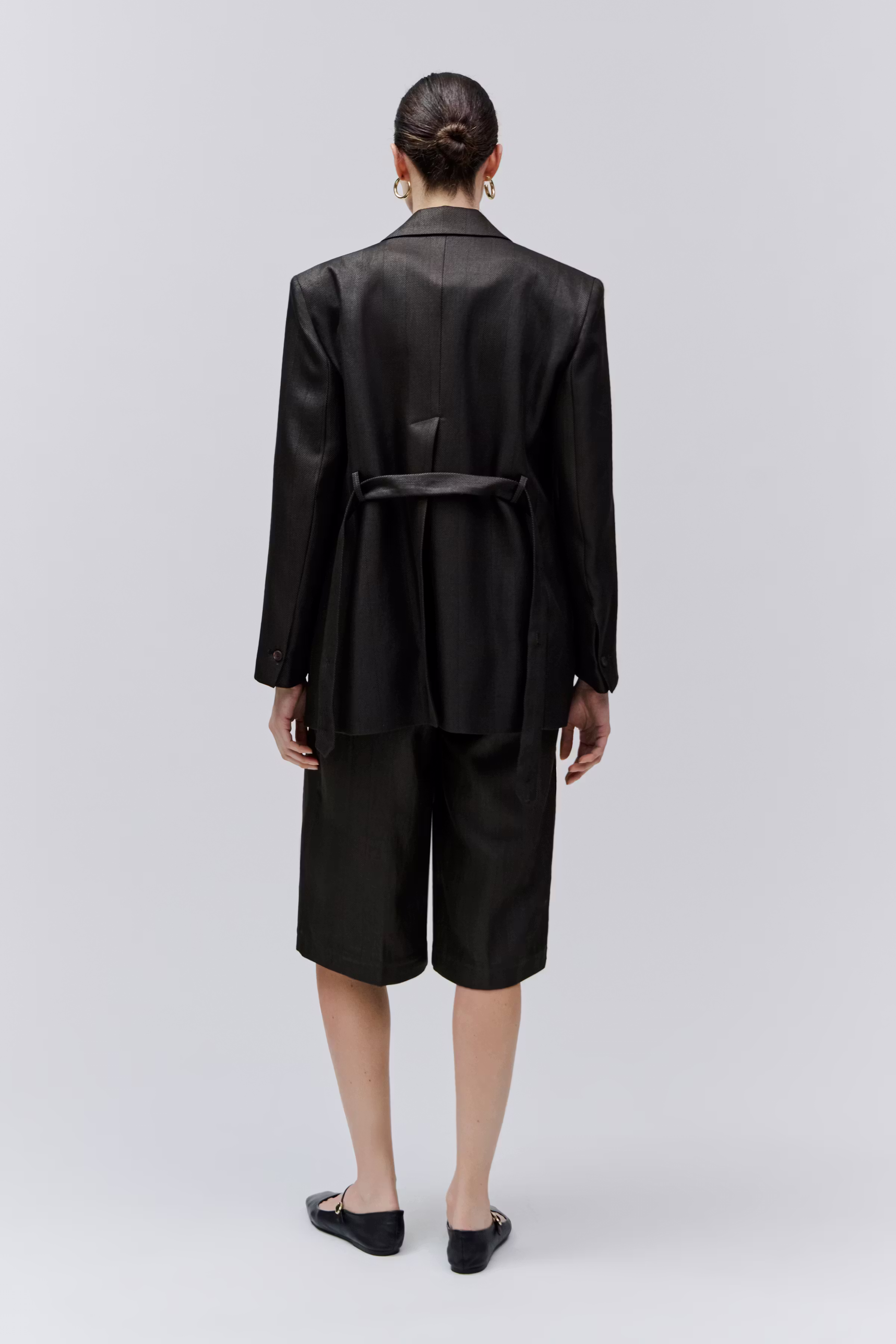 PLUM Shorts LOOKBOOK BACK 30600633-BR291